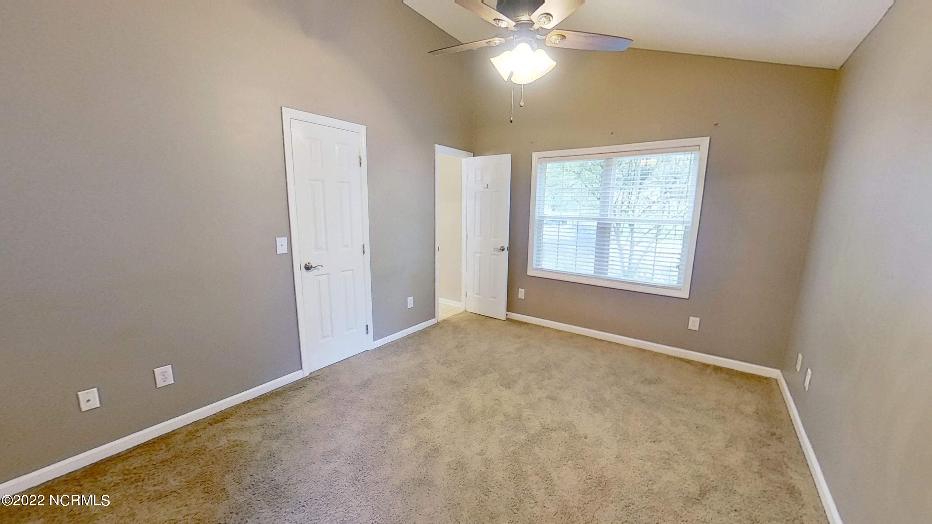 811 Grathwol Drive Property Photo 6