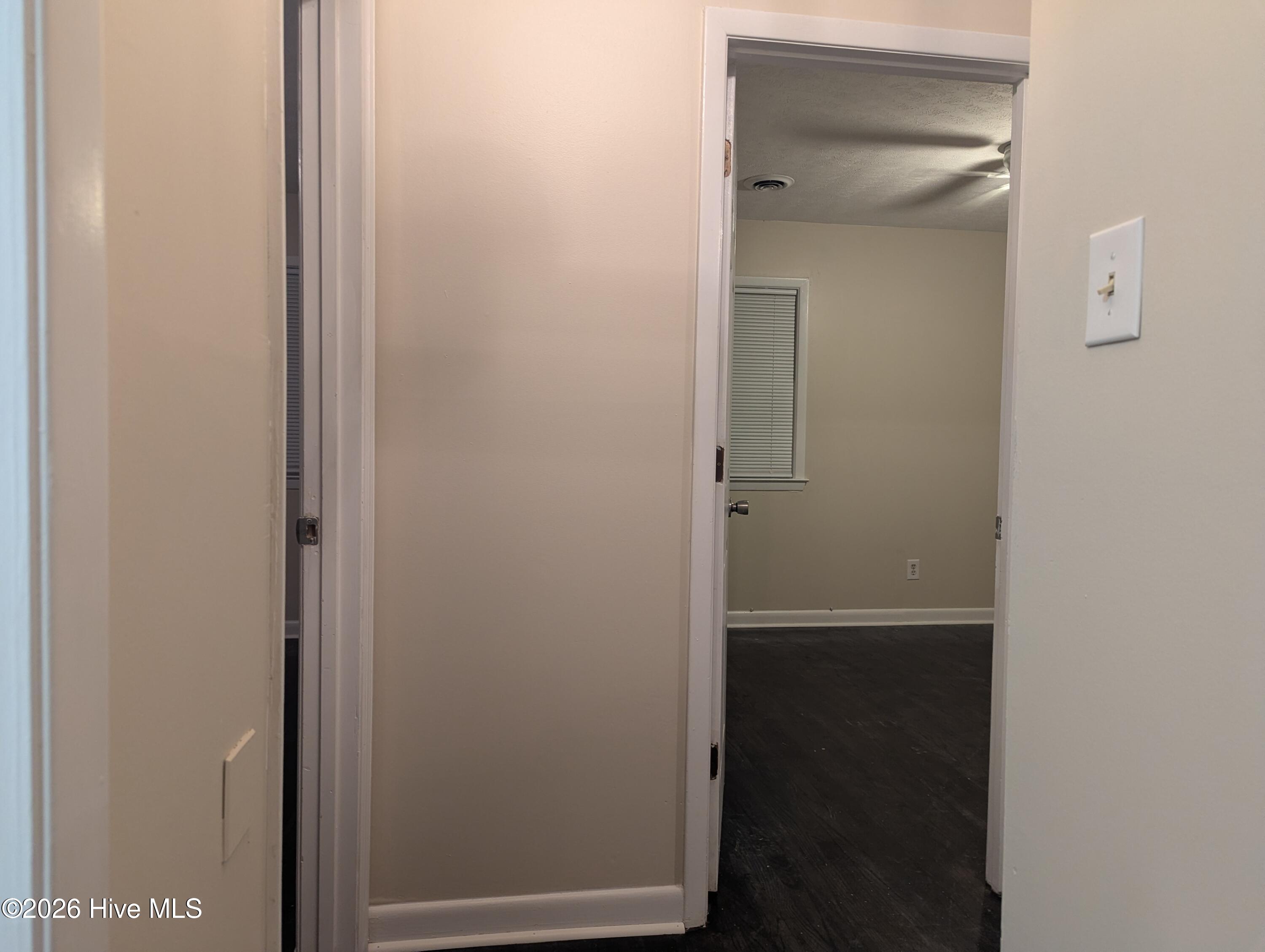 1020 Riverside Circle Property Photo 15