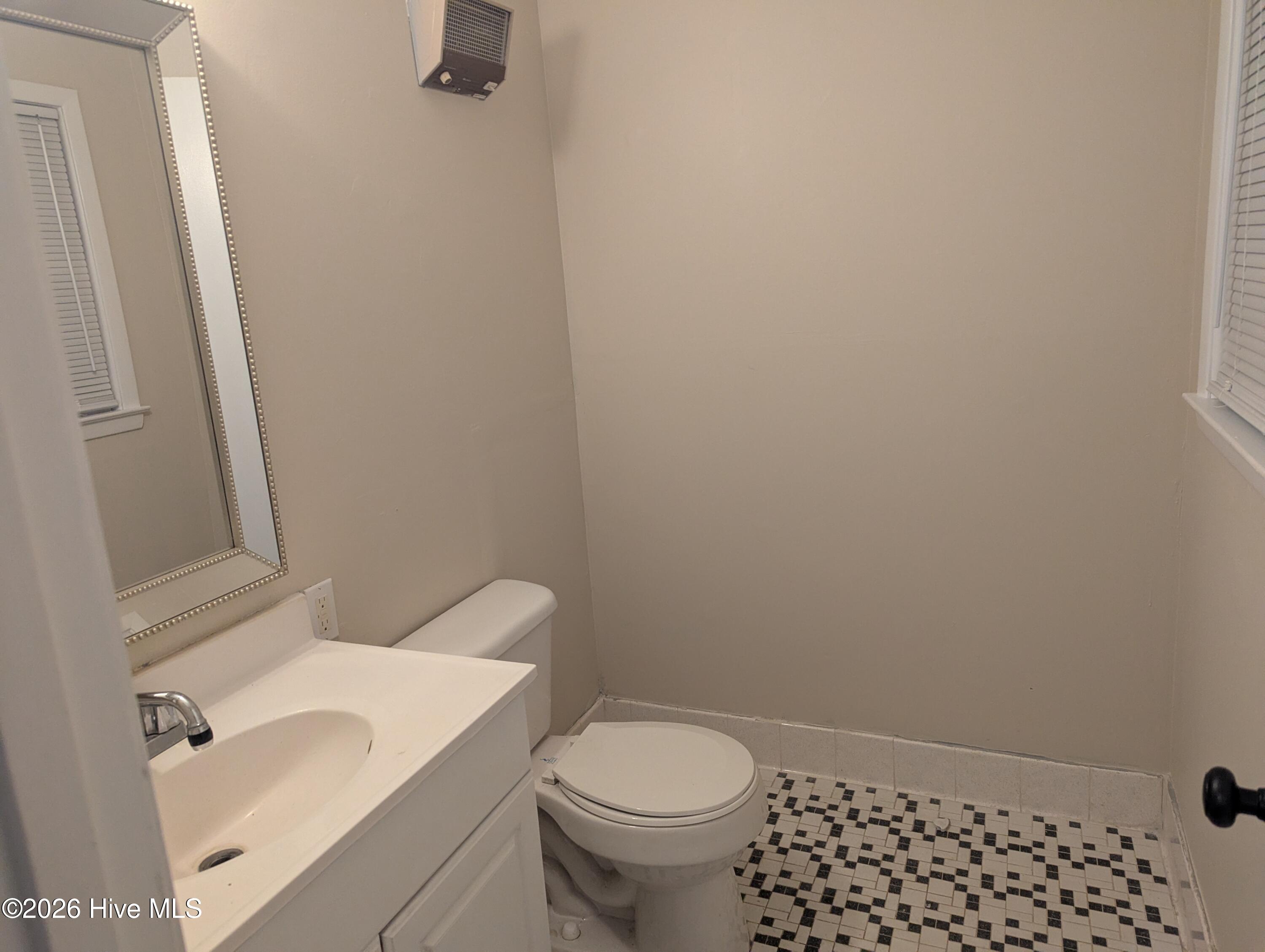 1020 Riverside Circle Property Photo 18