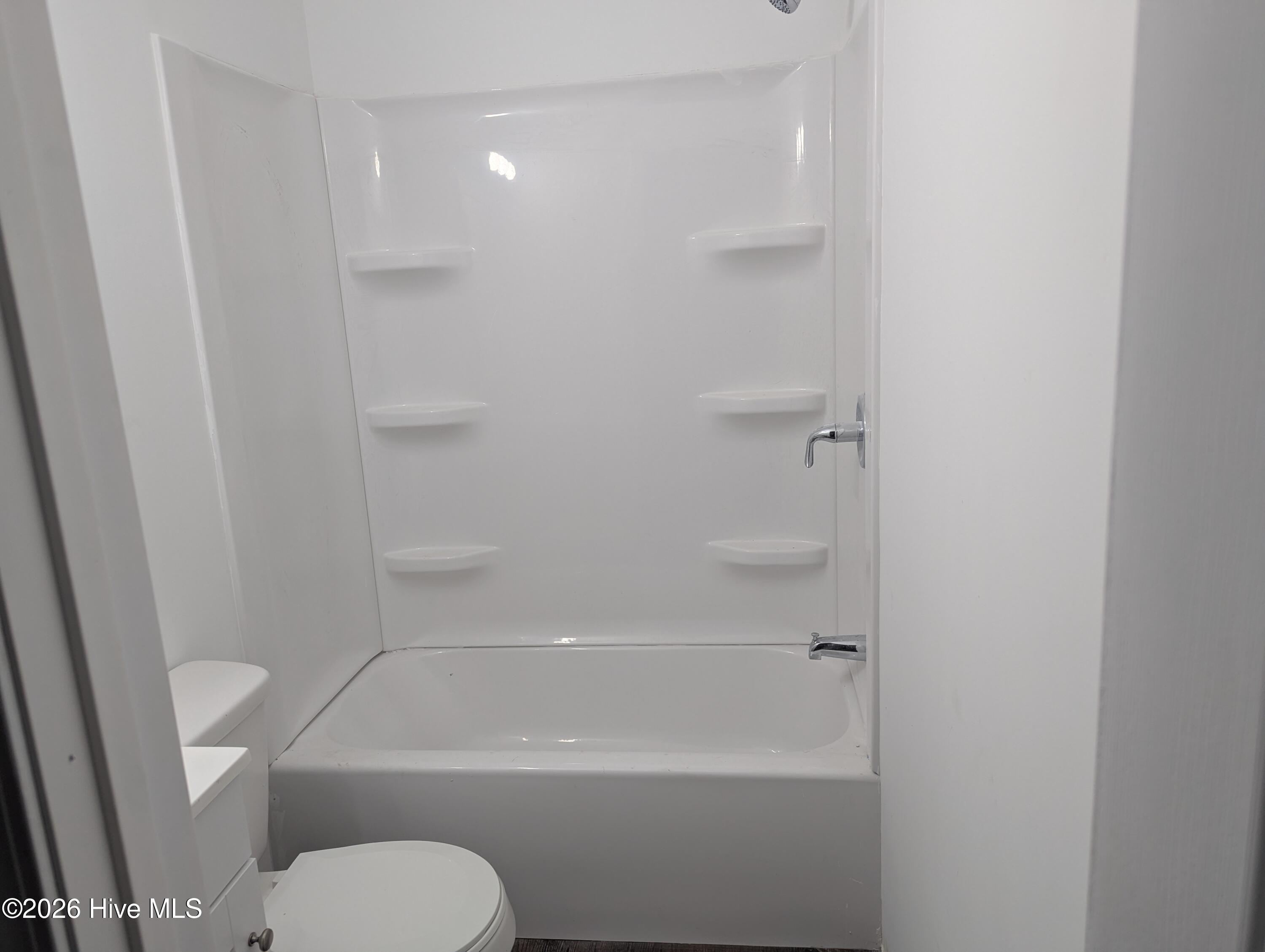 1020 Riverside Circle Property Photo 27