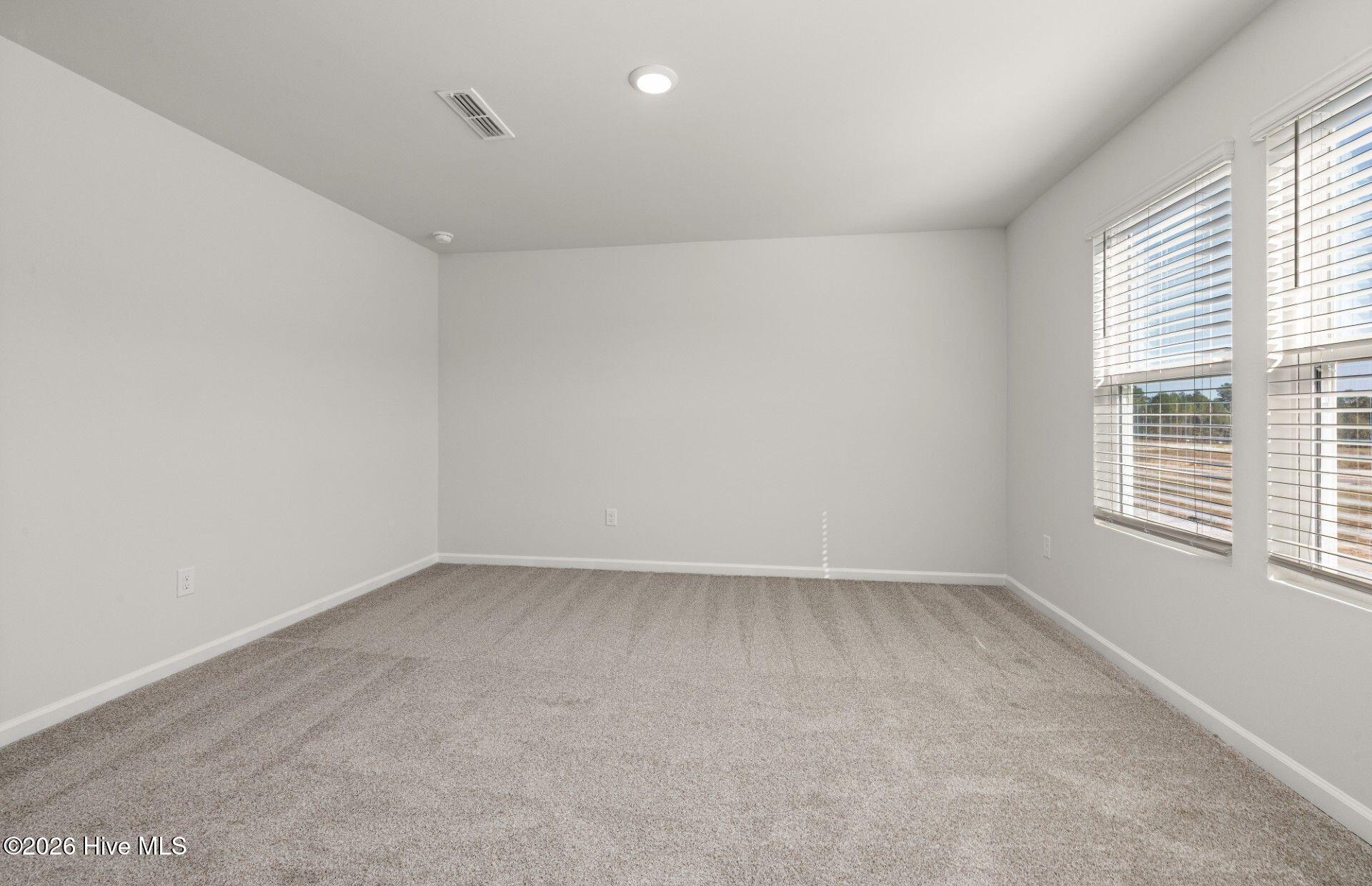 323 Scottsdale Drive Property Photo 17