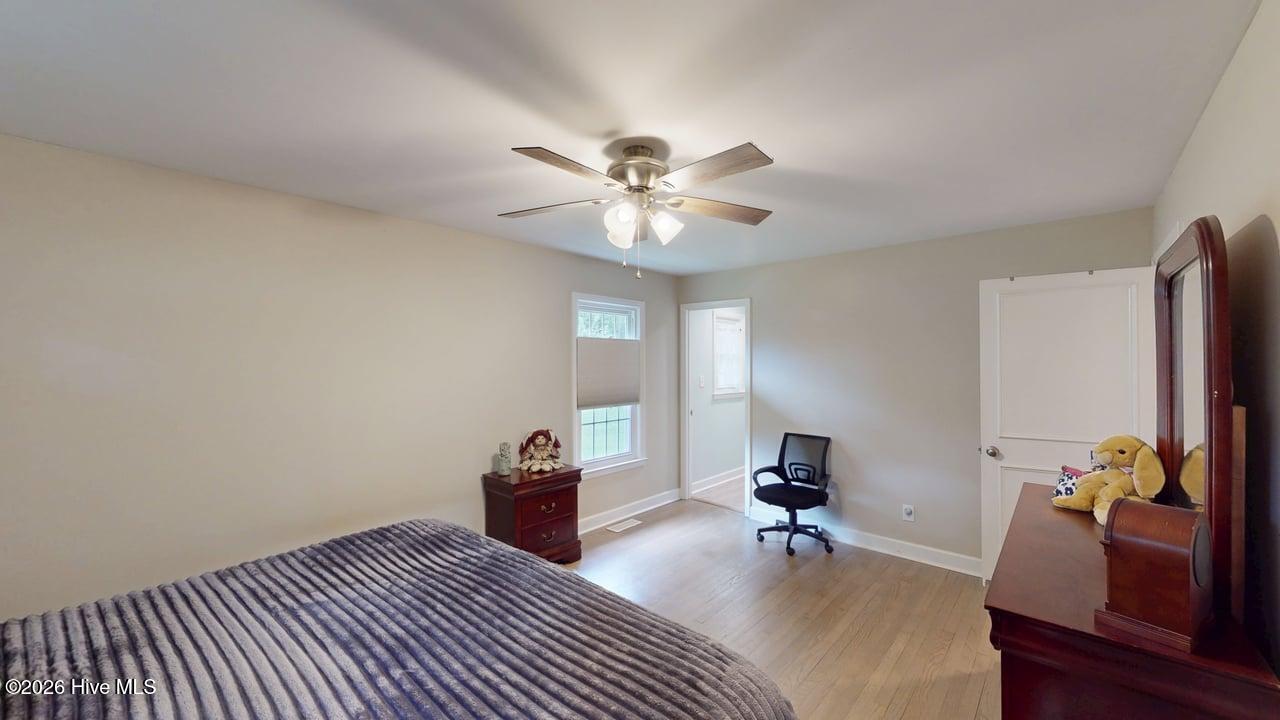 604 N Pinecrest Drive Property Photo 21