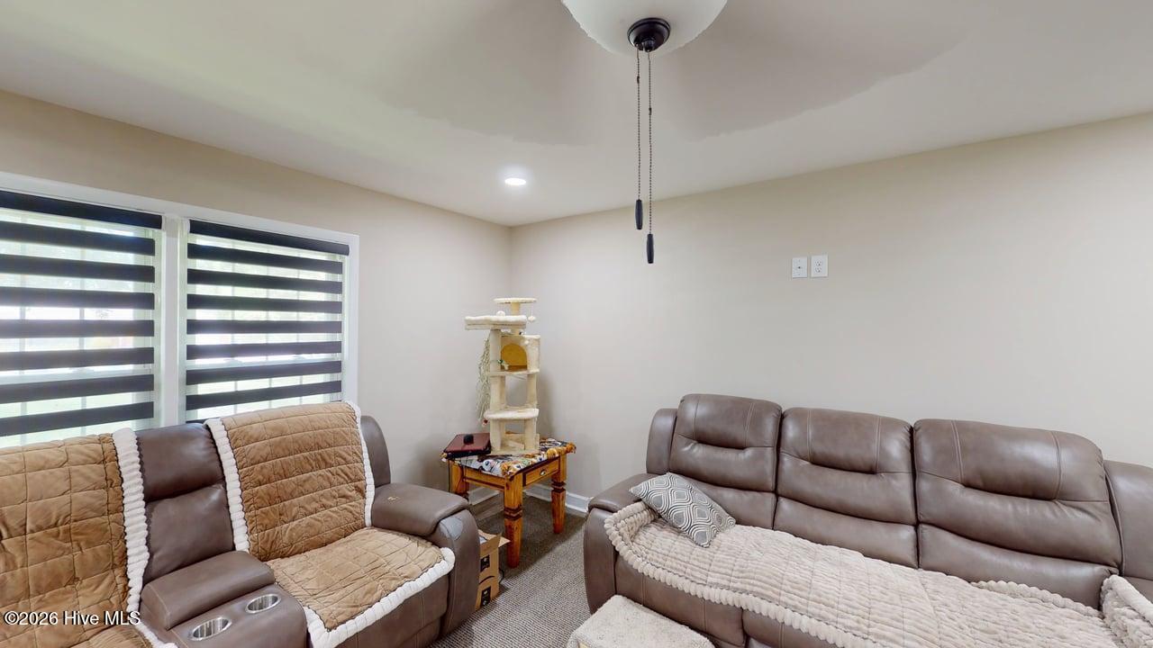 604 N Pinecrest Drive Property Photo 26