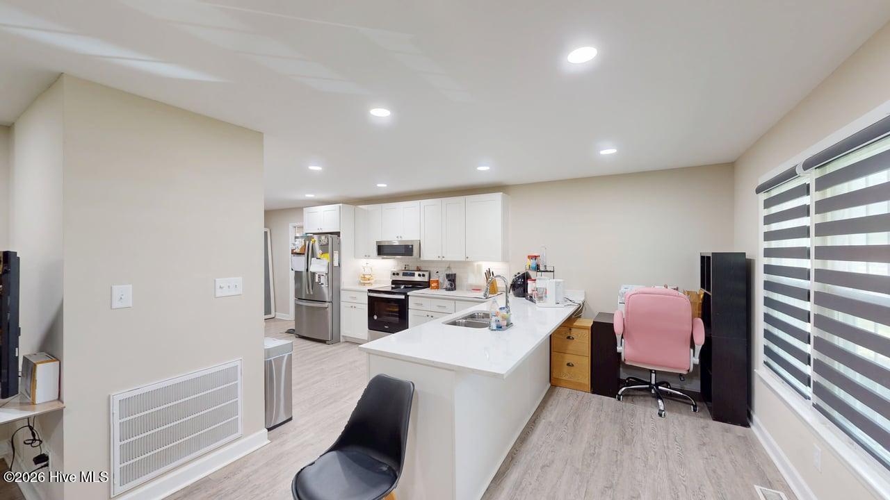 604 N Pinecrest Drive Property Photo 29