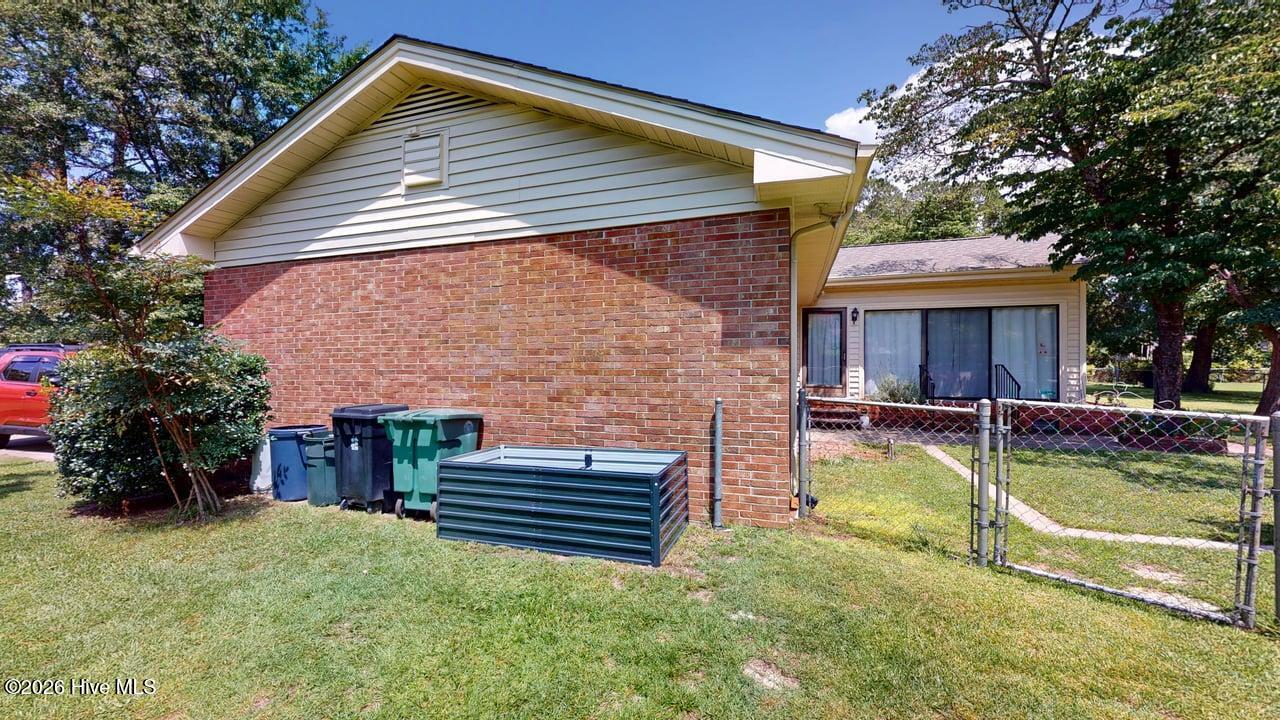 604 N Pinecrest Drive Property Photo 38