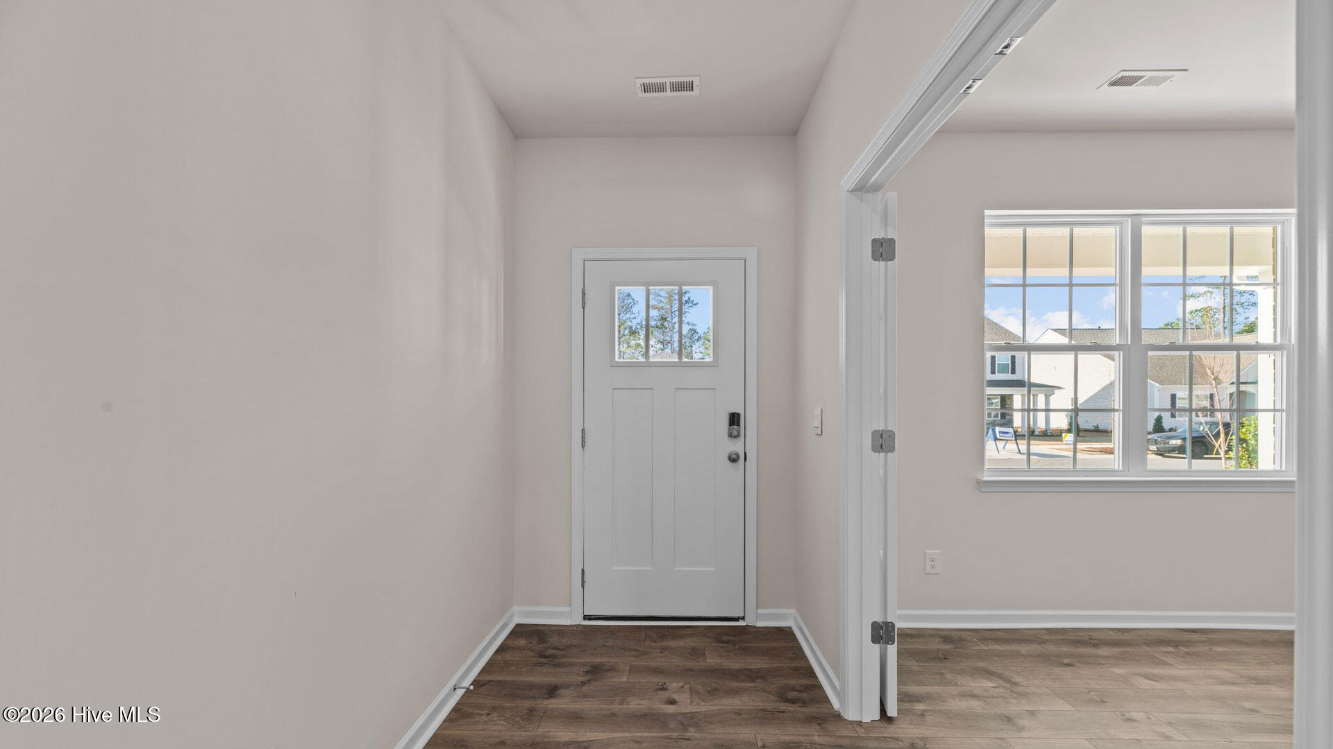 10514 Beard Way Property Photo 2