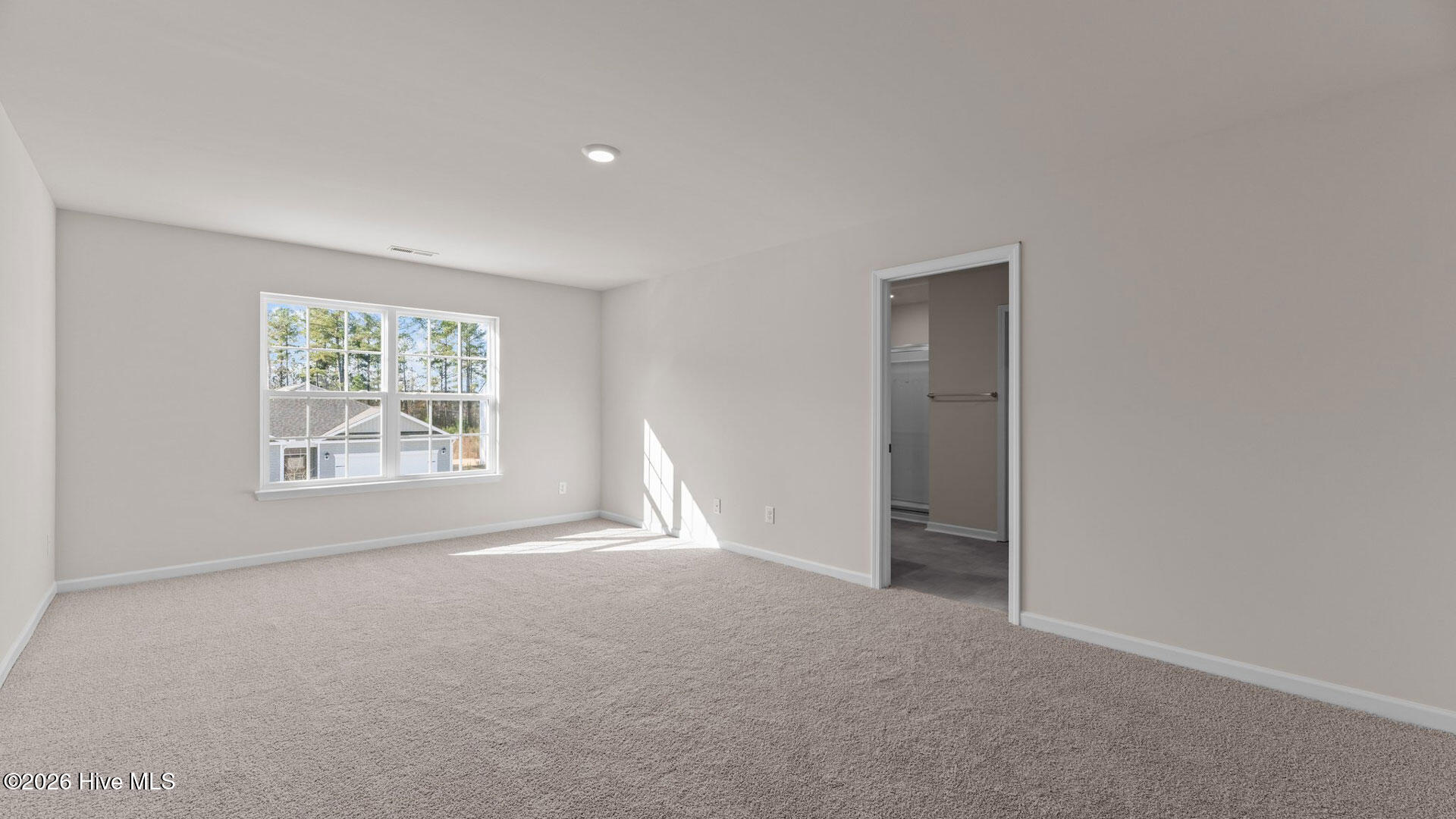 10514 Beard Way Property Photo 14