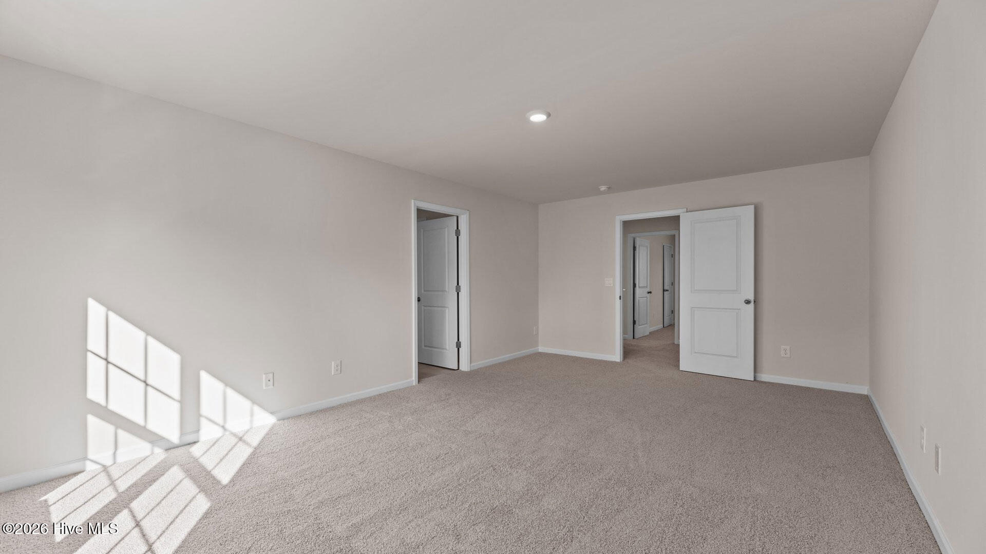 10514 Beard Way Property Photo 16