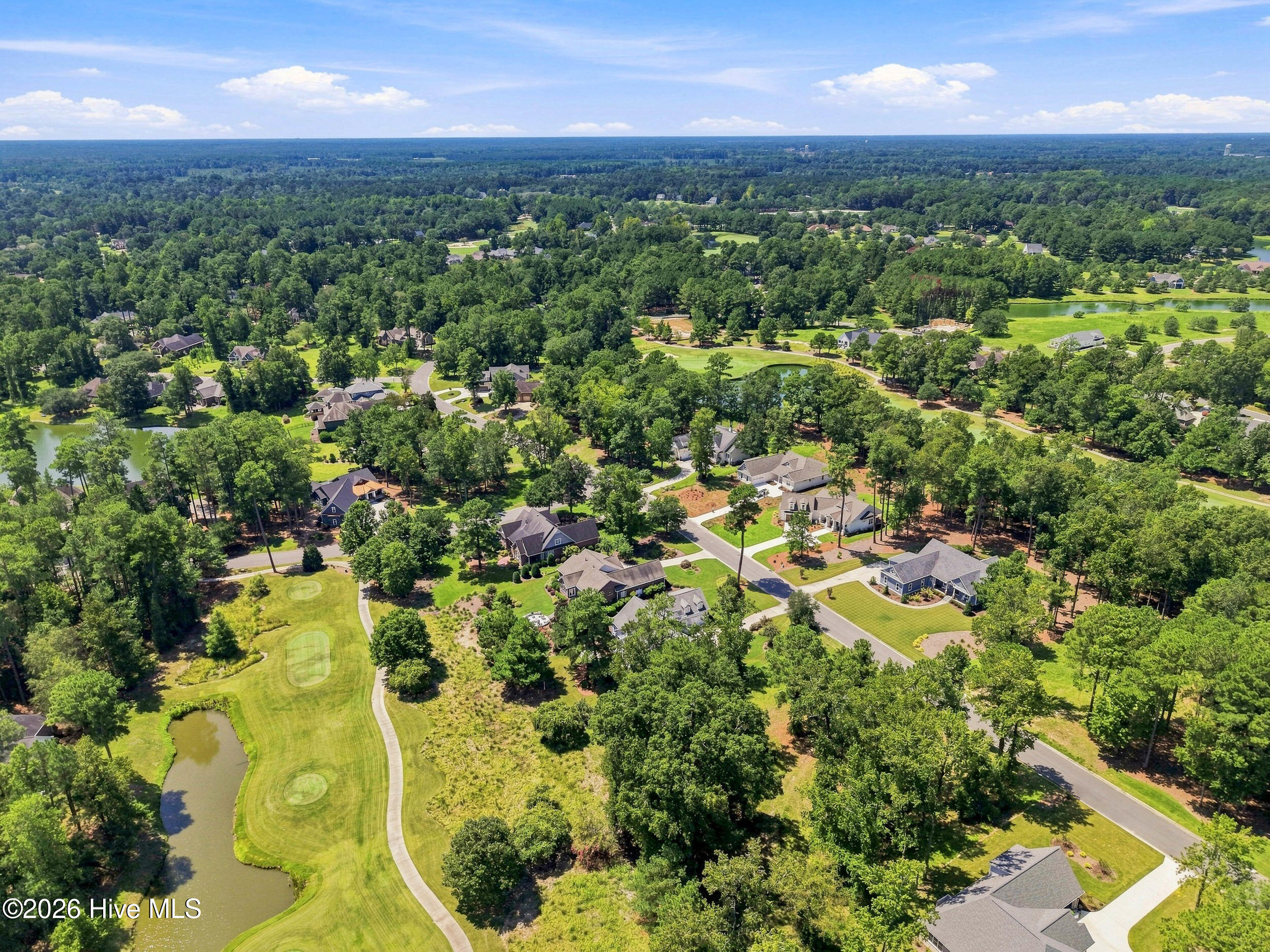 201 883 E Winding Way Property Photo 10
