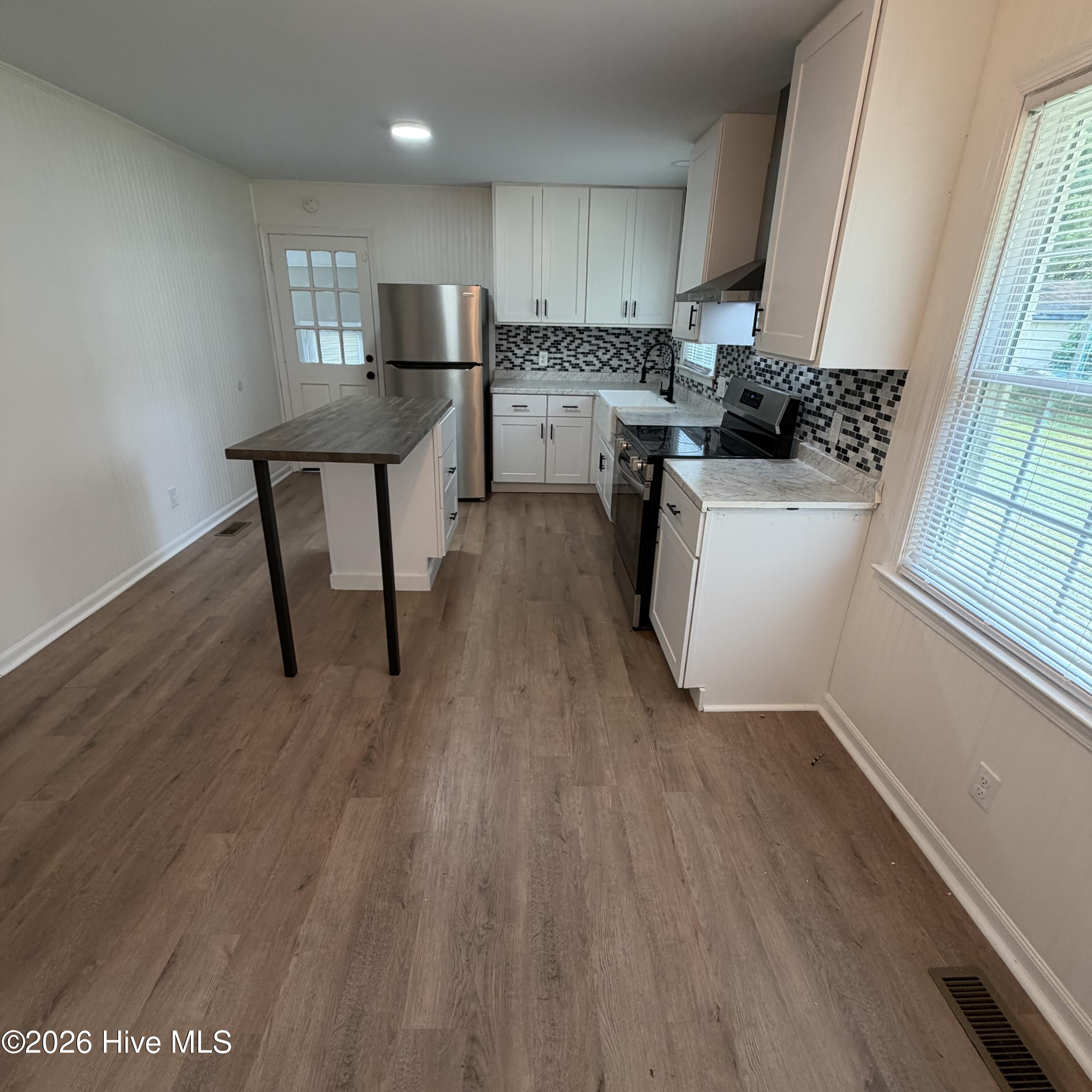 1931 Lt Hardee Road Property Photo 6