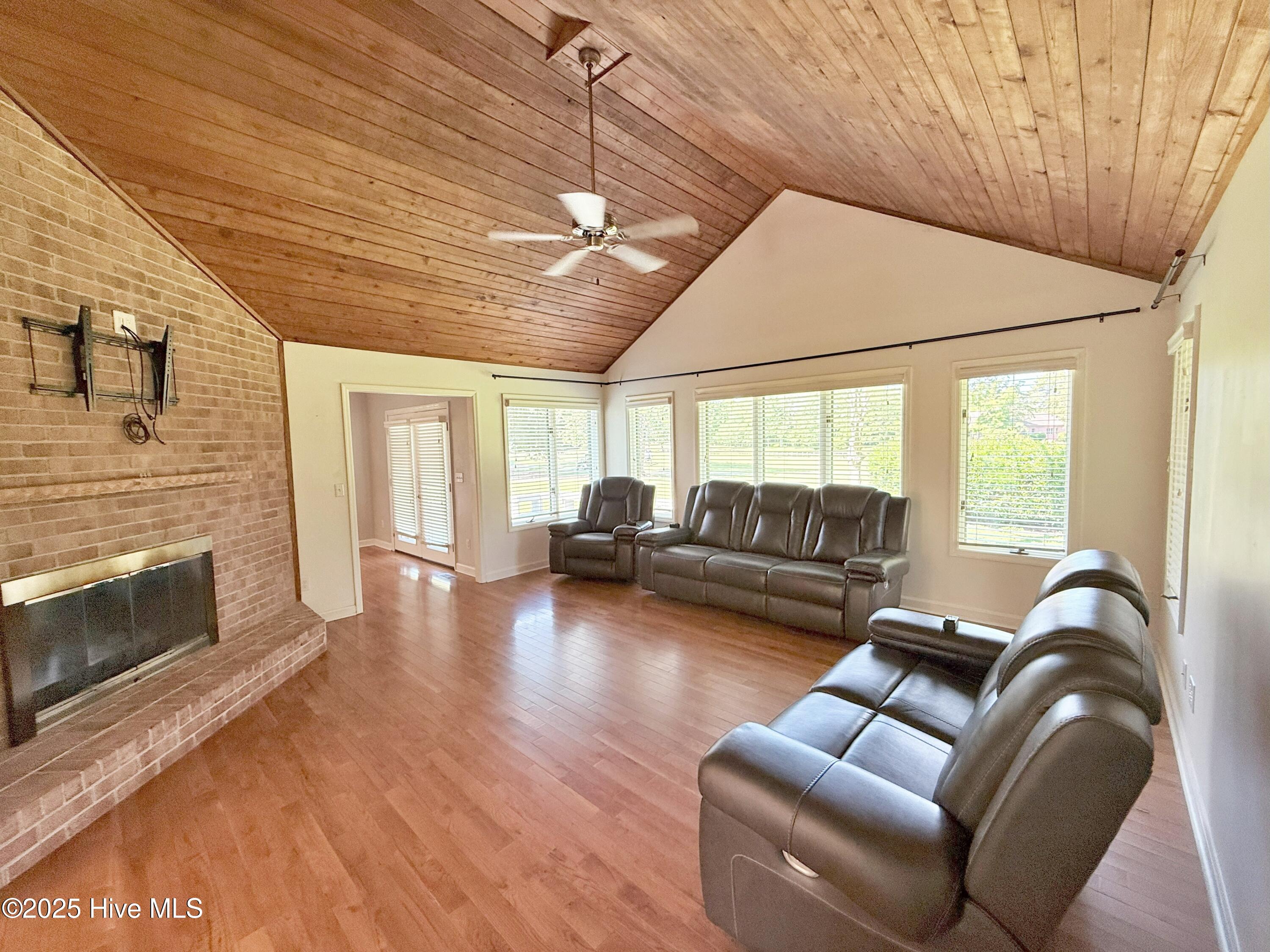 3305 Peppercorn Road Property Photo 3