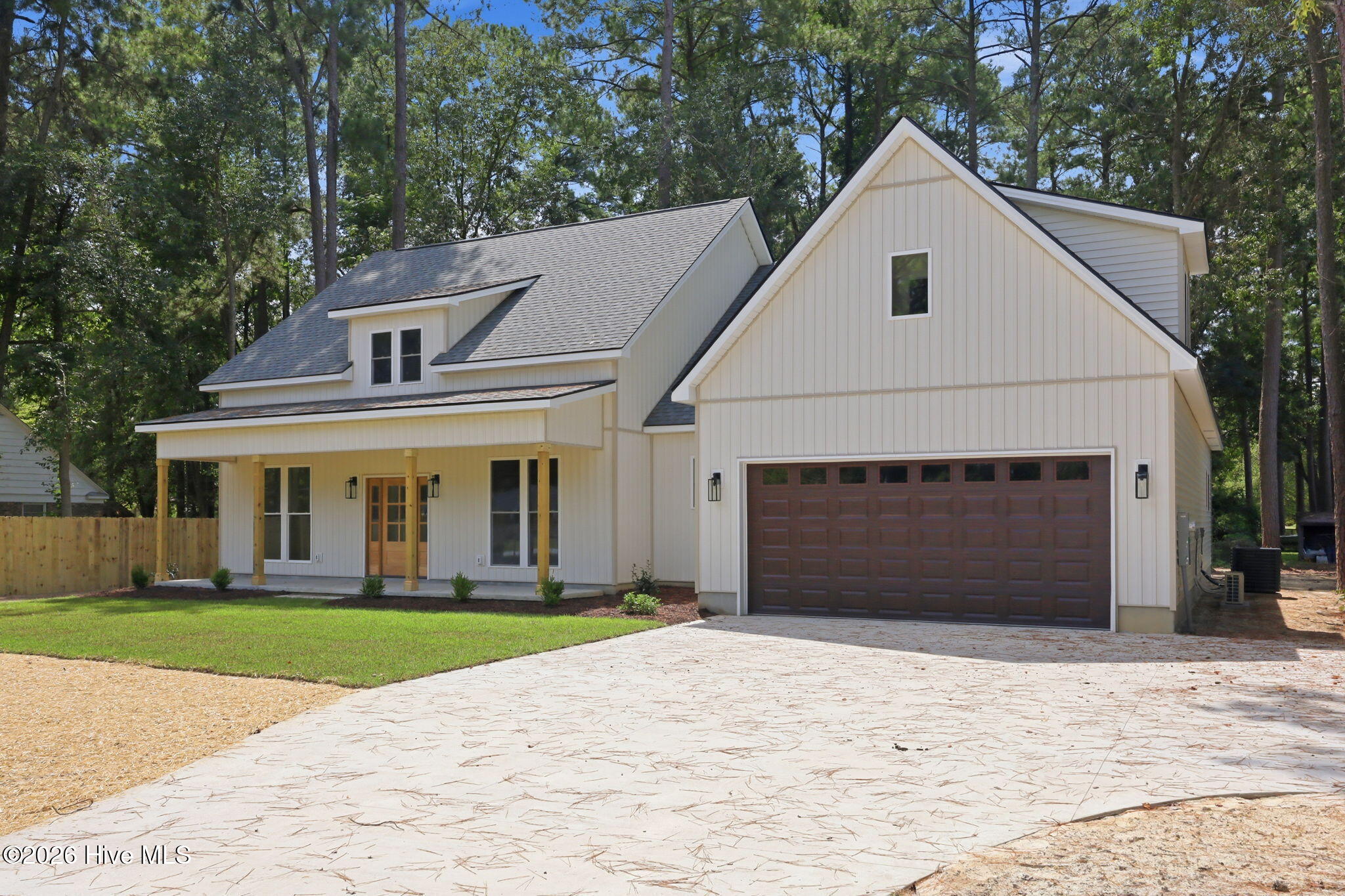 6818 River Road Property Photo 8