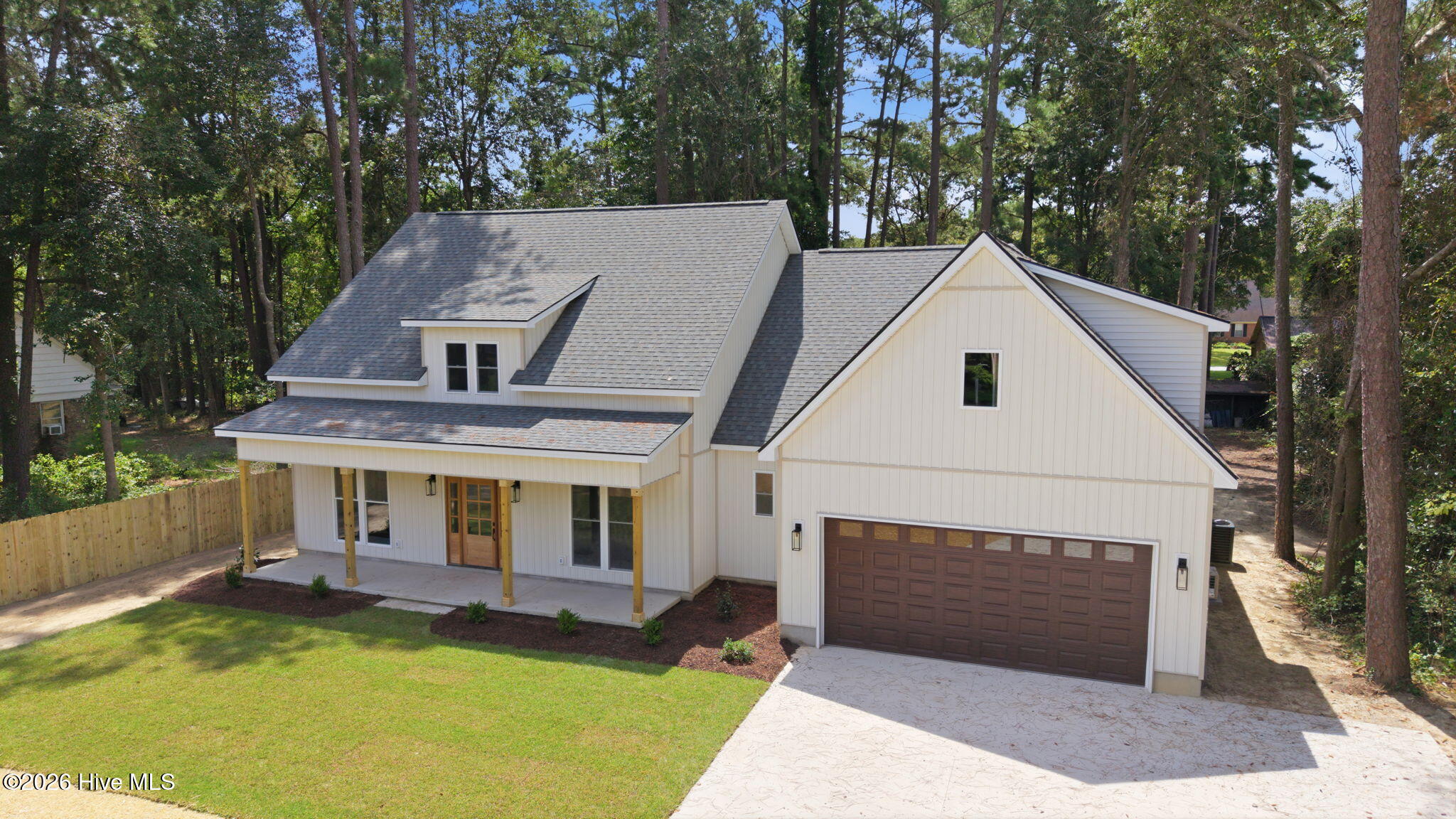 6818 River Road Property Photo 9