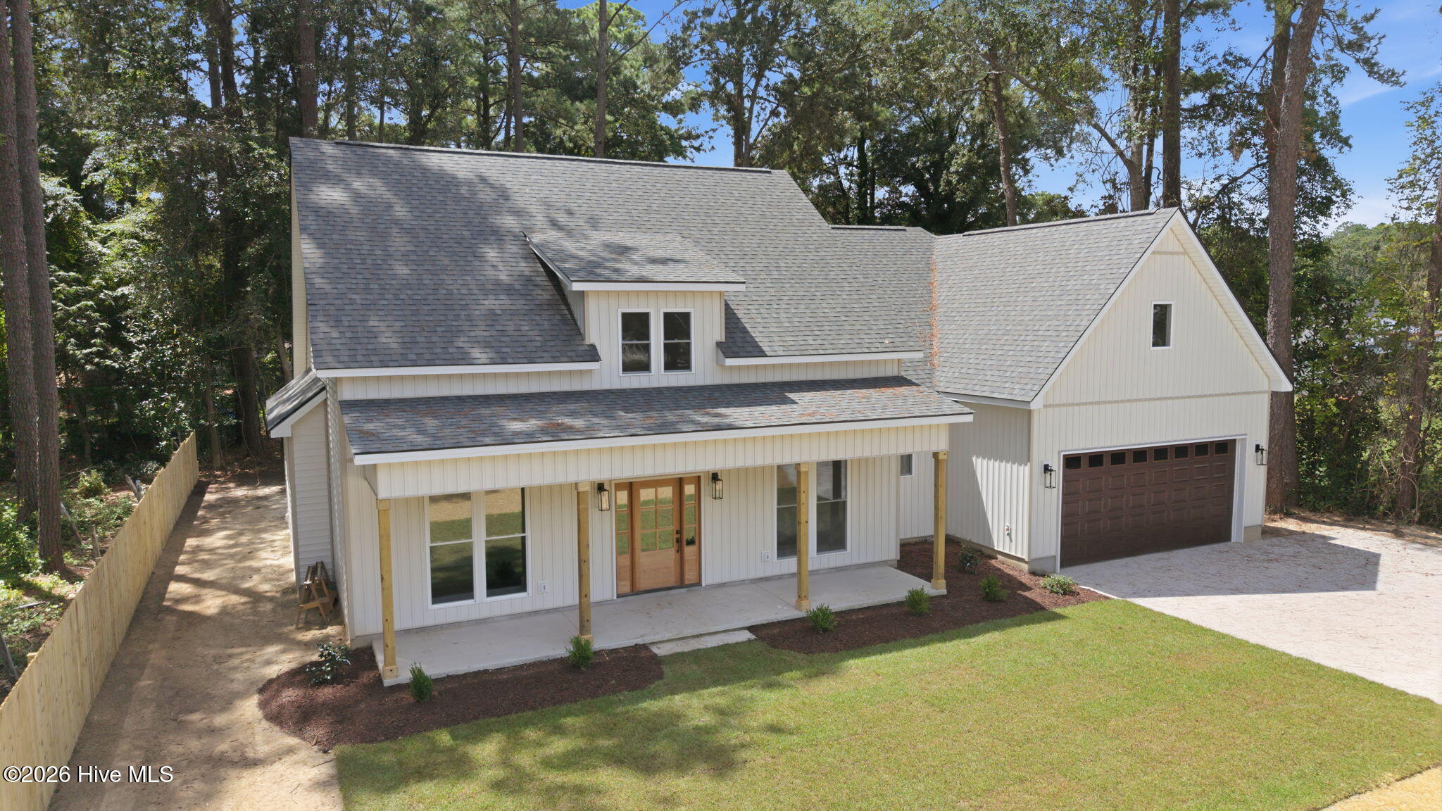 6818 River Road Property Photo 10