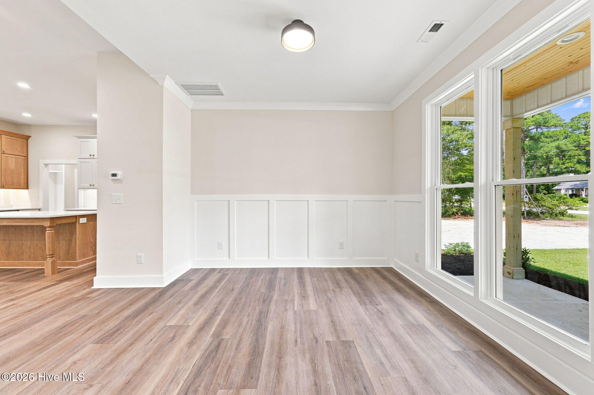 6818 River Road Property Photo 23