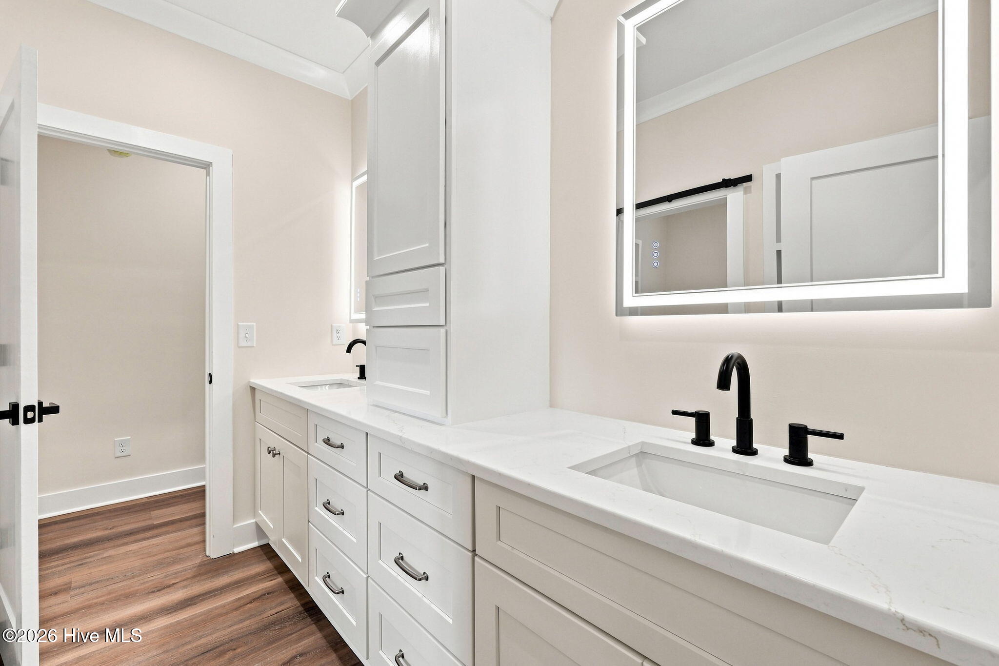 6818 River Road Property Photo 29