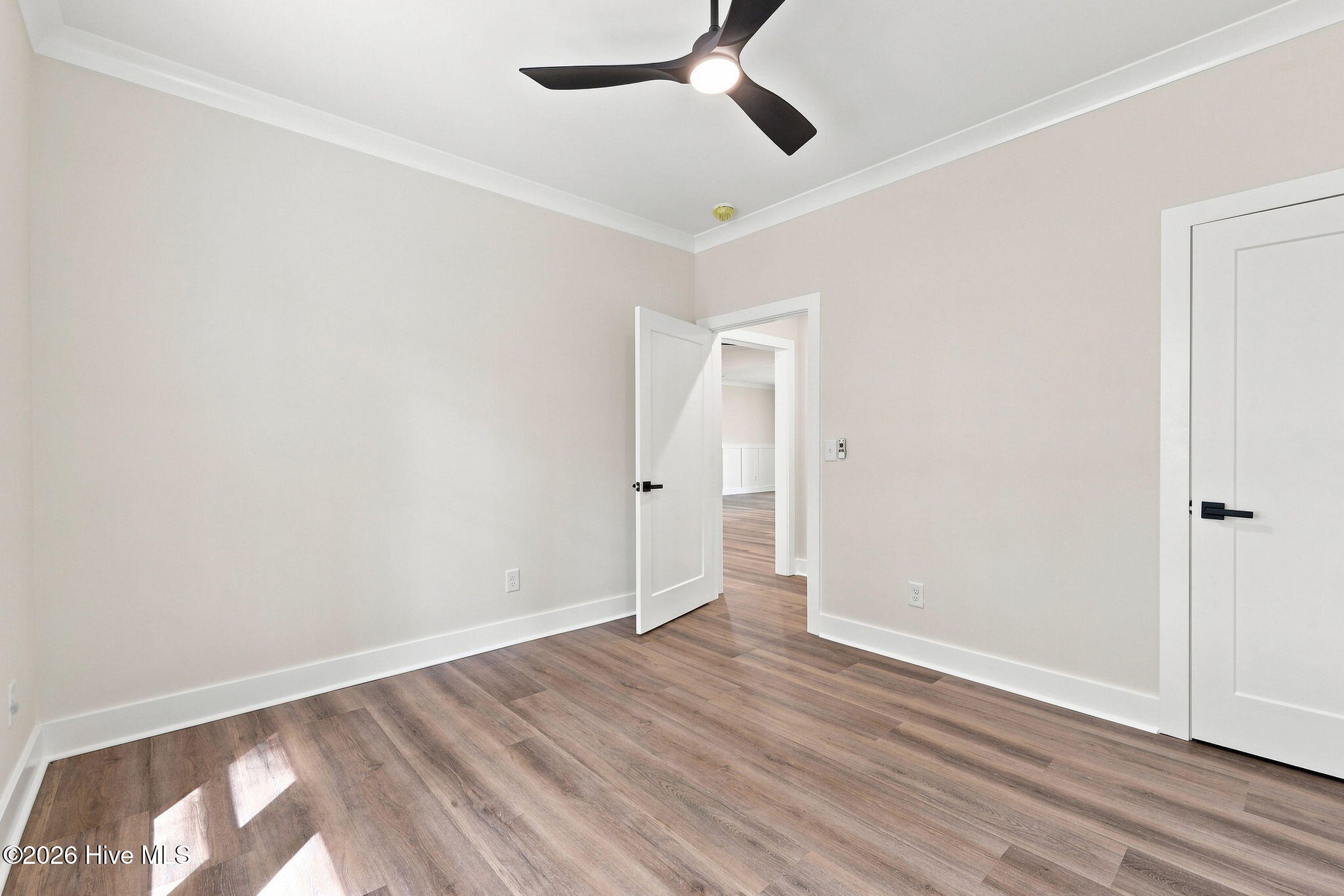 6818 River Road Property Photo 32