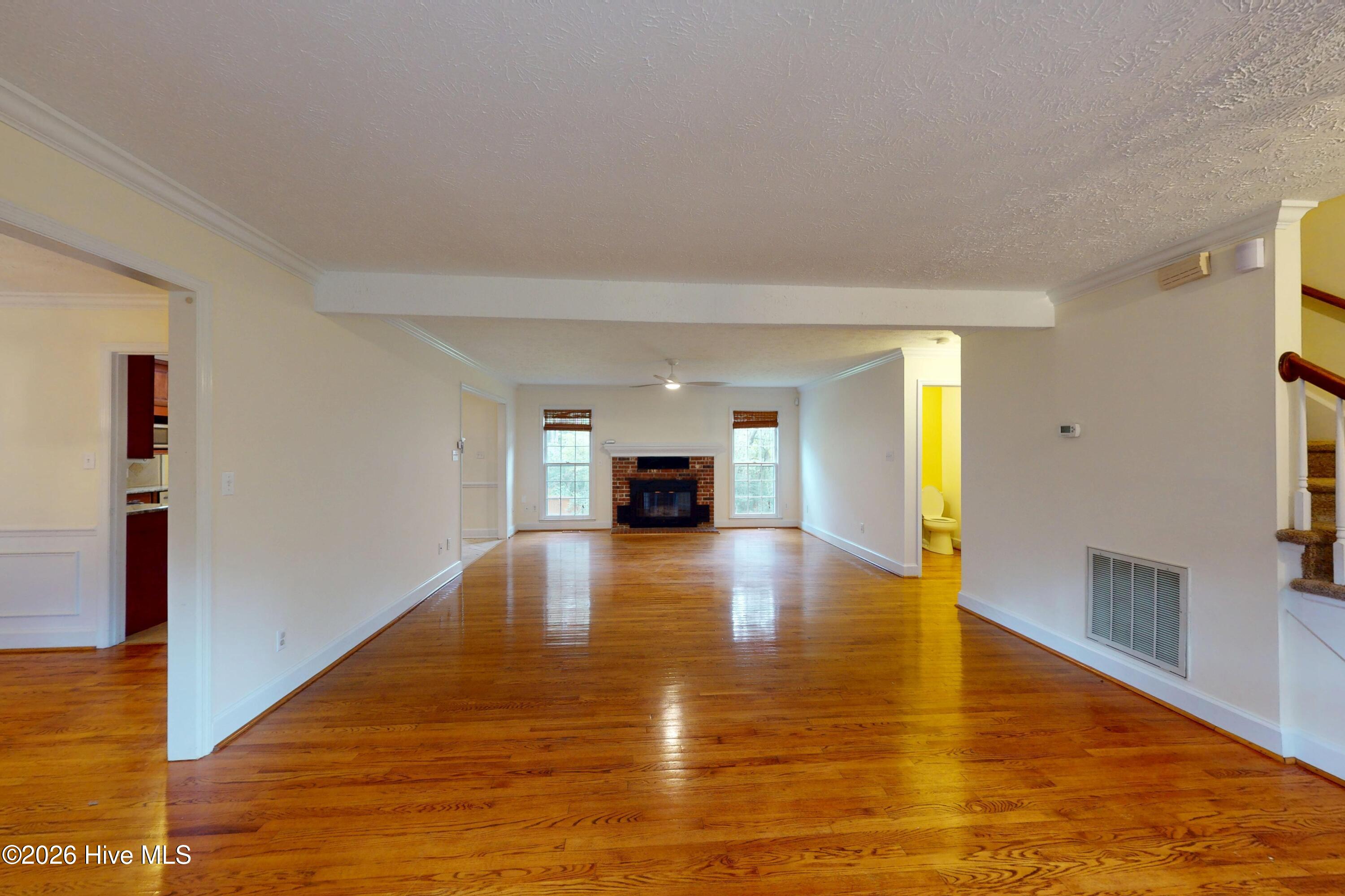 464 Summerlea Drive Property Photo 2