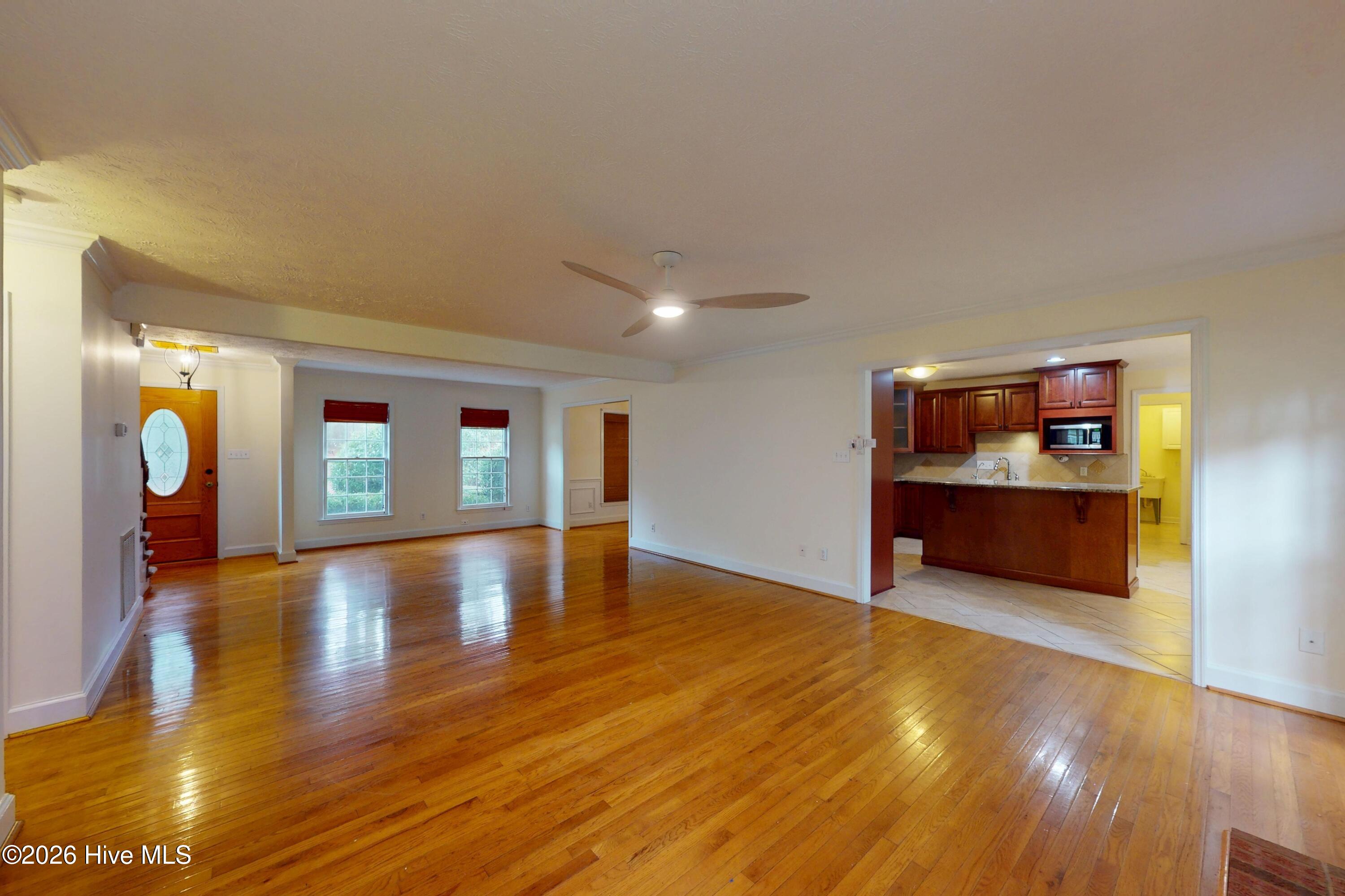 464 Summerlea Drive Property Photo 3