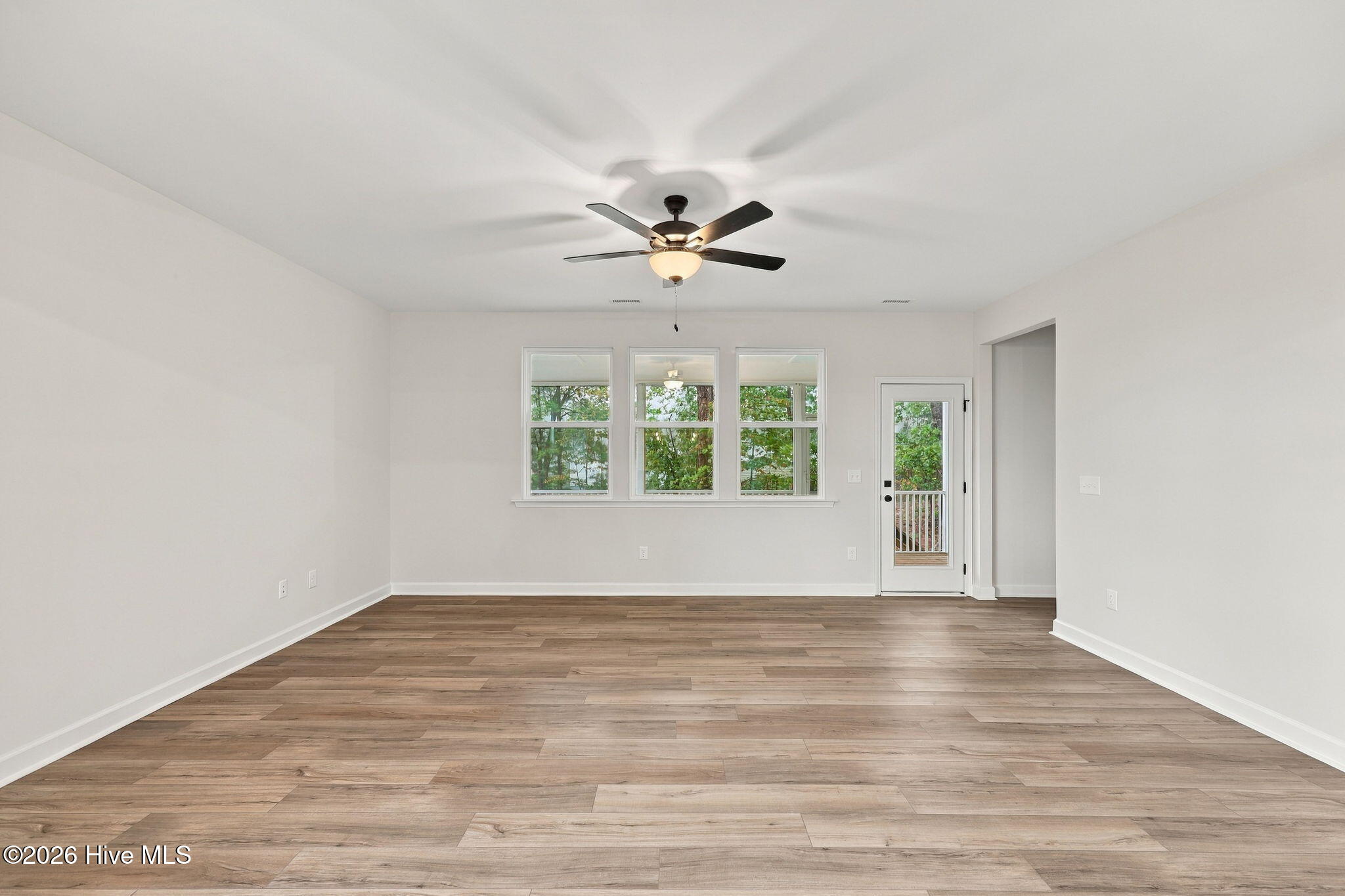 347 Queensferry Lane Property Photo 14