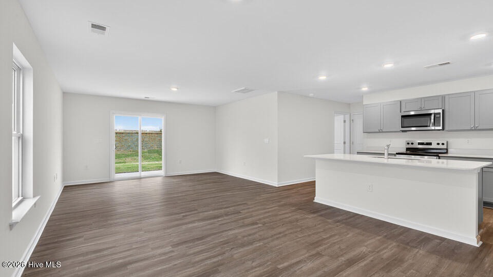 516 Chestnut Oak Drive Property Photo 10