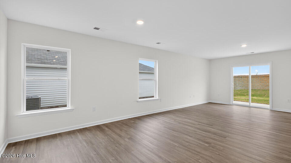 516 Chestnut Oak Drive Property Photo 13