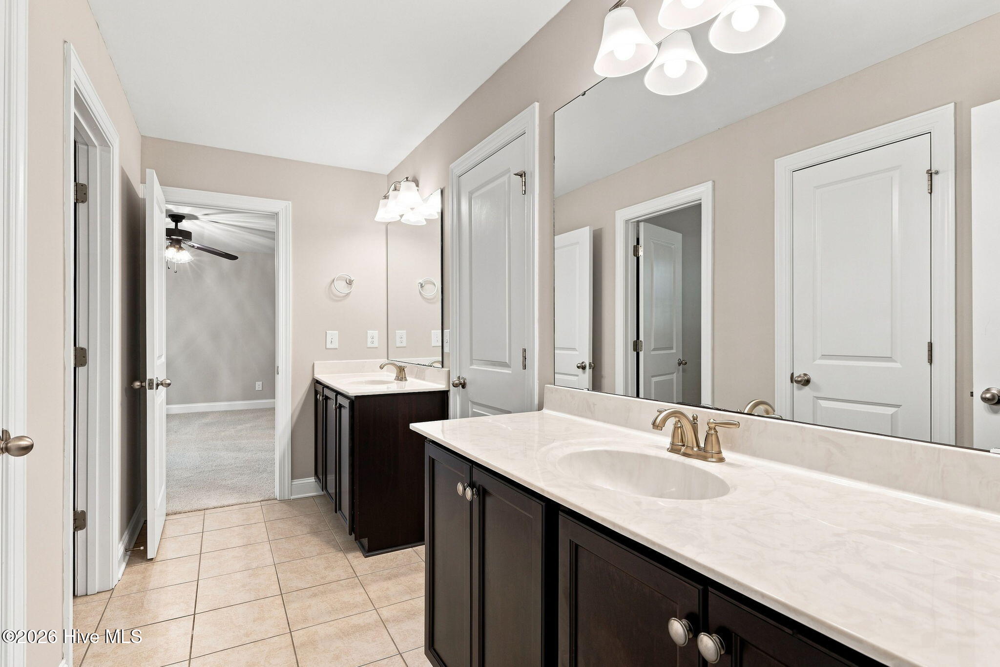 215 Spoonbill Court Property Photo 23