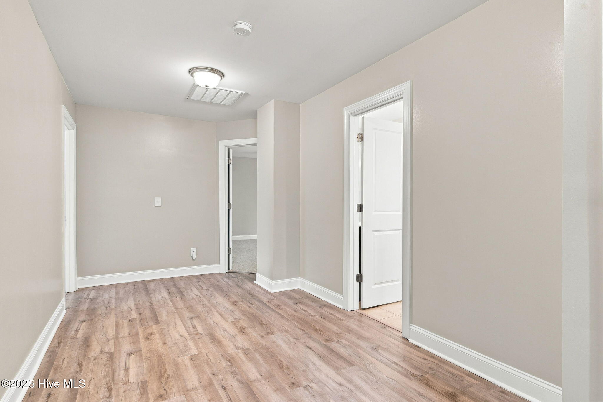 215 Spoonbill Court Property Photo 33