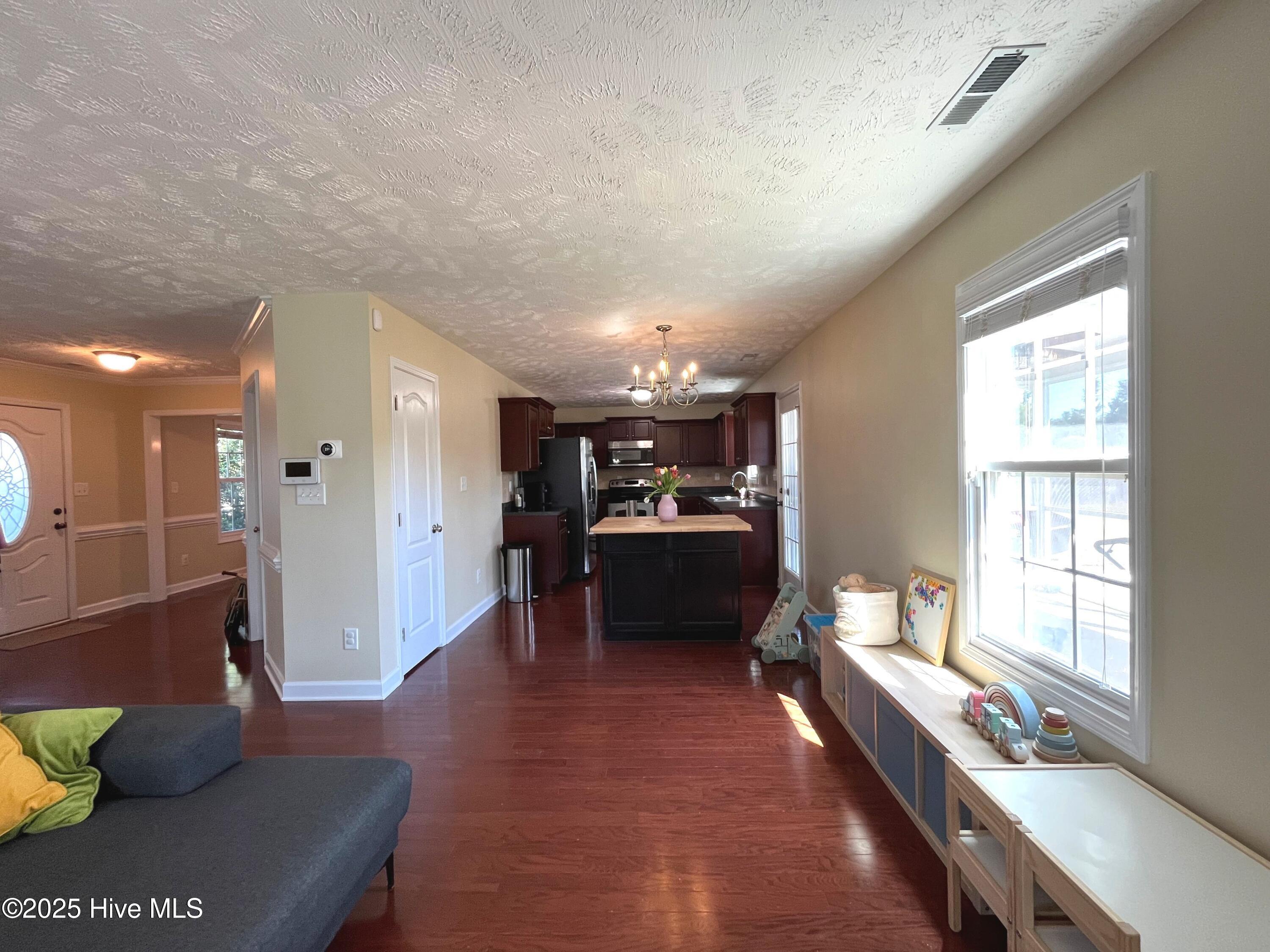229 Chamberlin Boulevard Property Photo 9