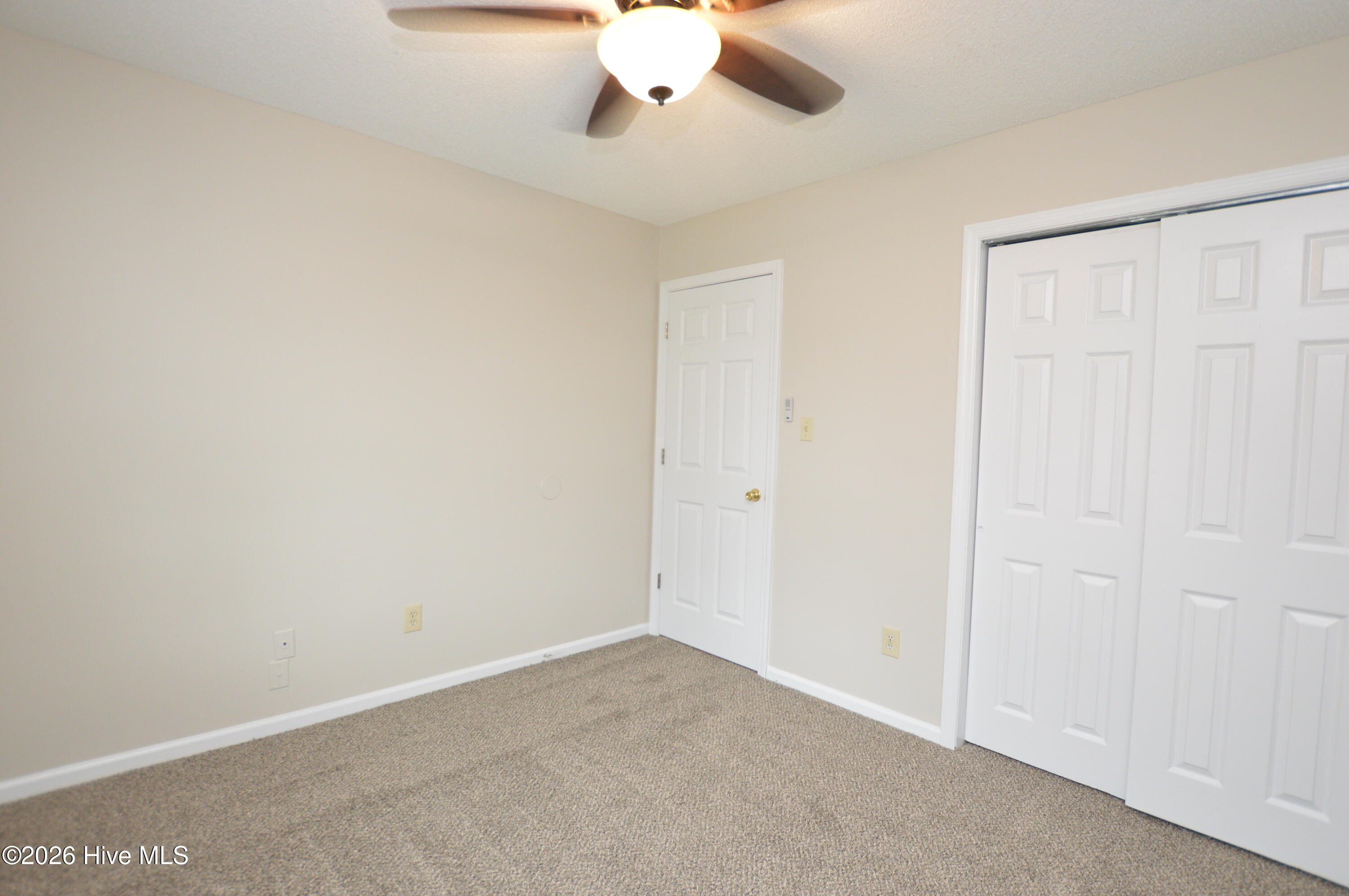 105 Creekview Drive Property Photo 7