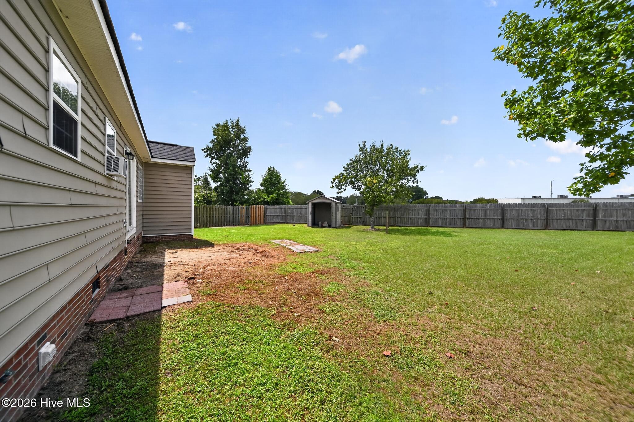 1124 Sebring Drive Property Photo 3