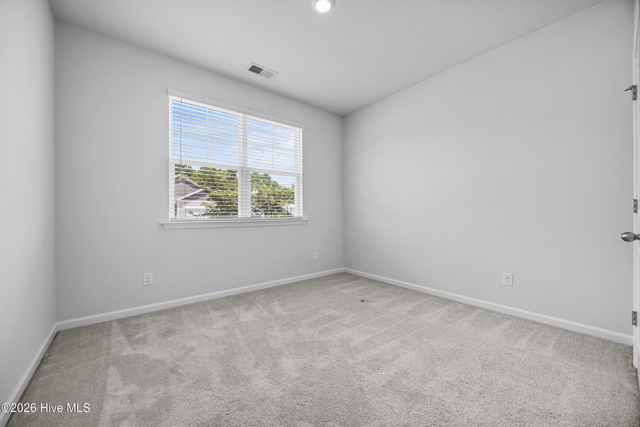 9633 Large Oak Court Property Photo 9