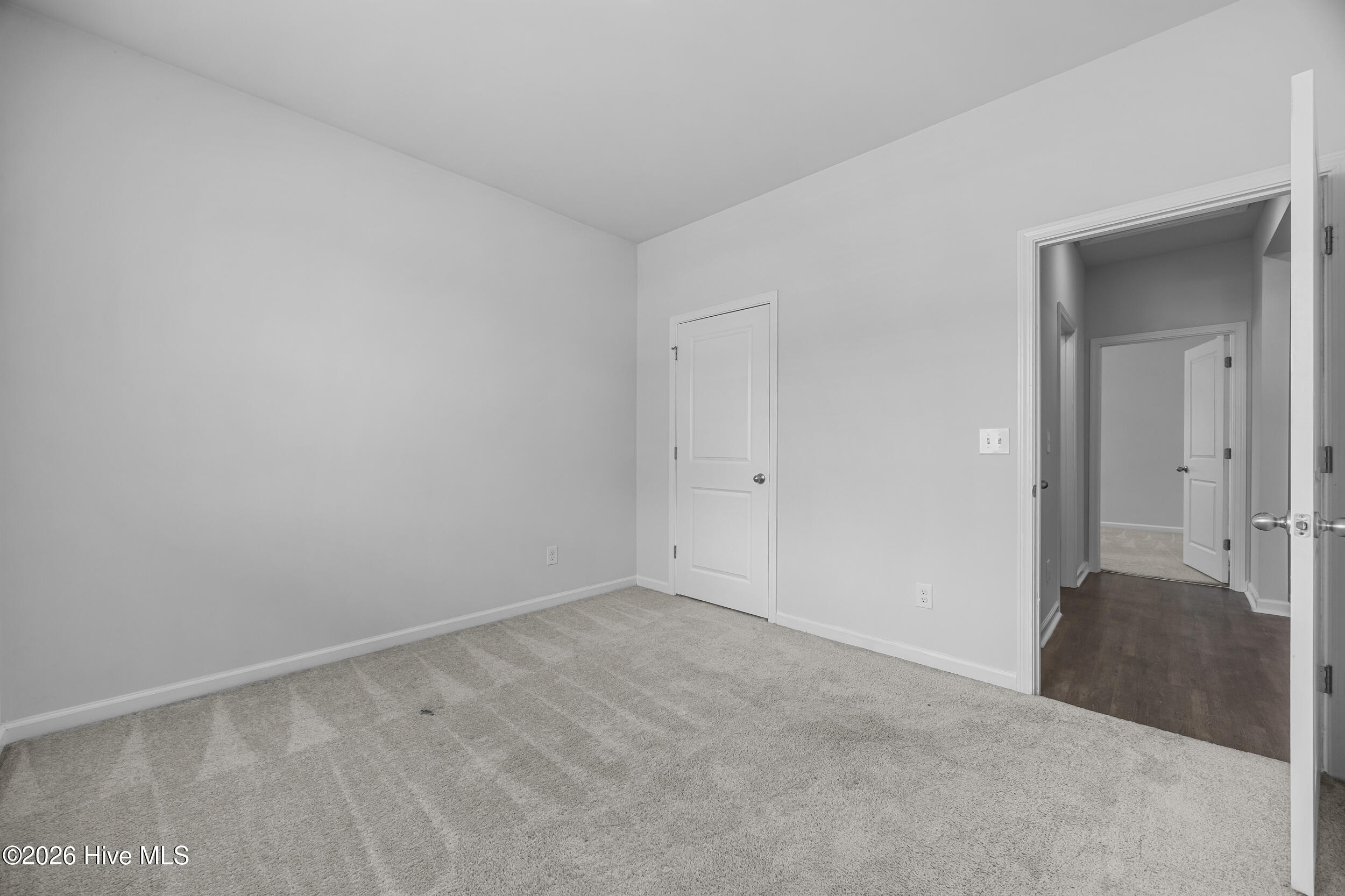 9633 Large Oak Court Property Photo 10