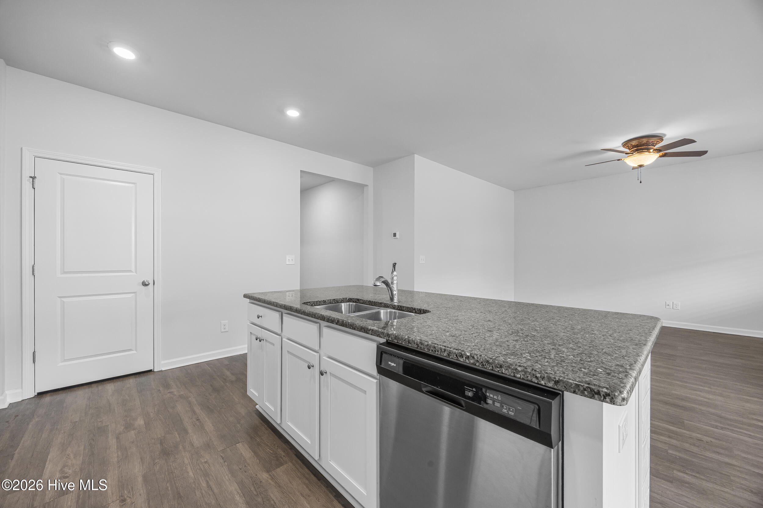 9633 Large Oak Court Property Photo 23