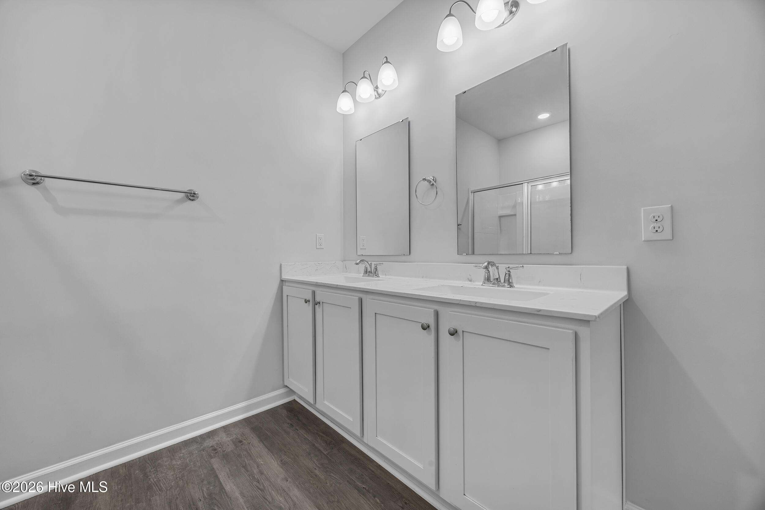 9633 Large Oak Court Property Photo 28
