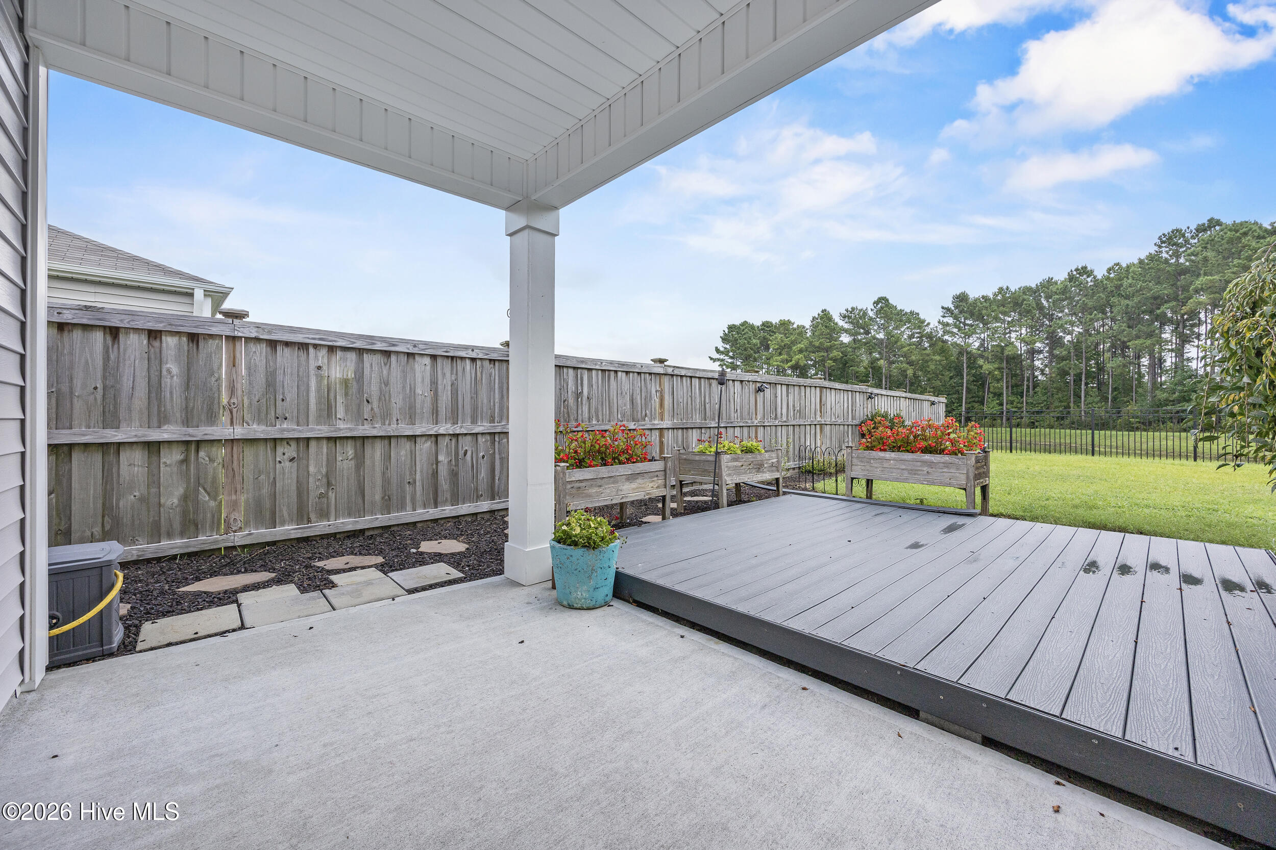 9633 Large Oak Court Property Photo 30