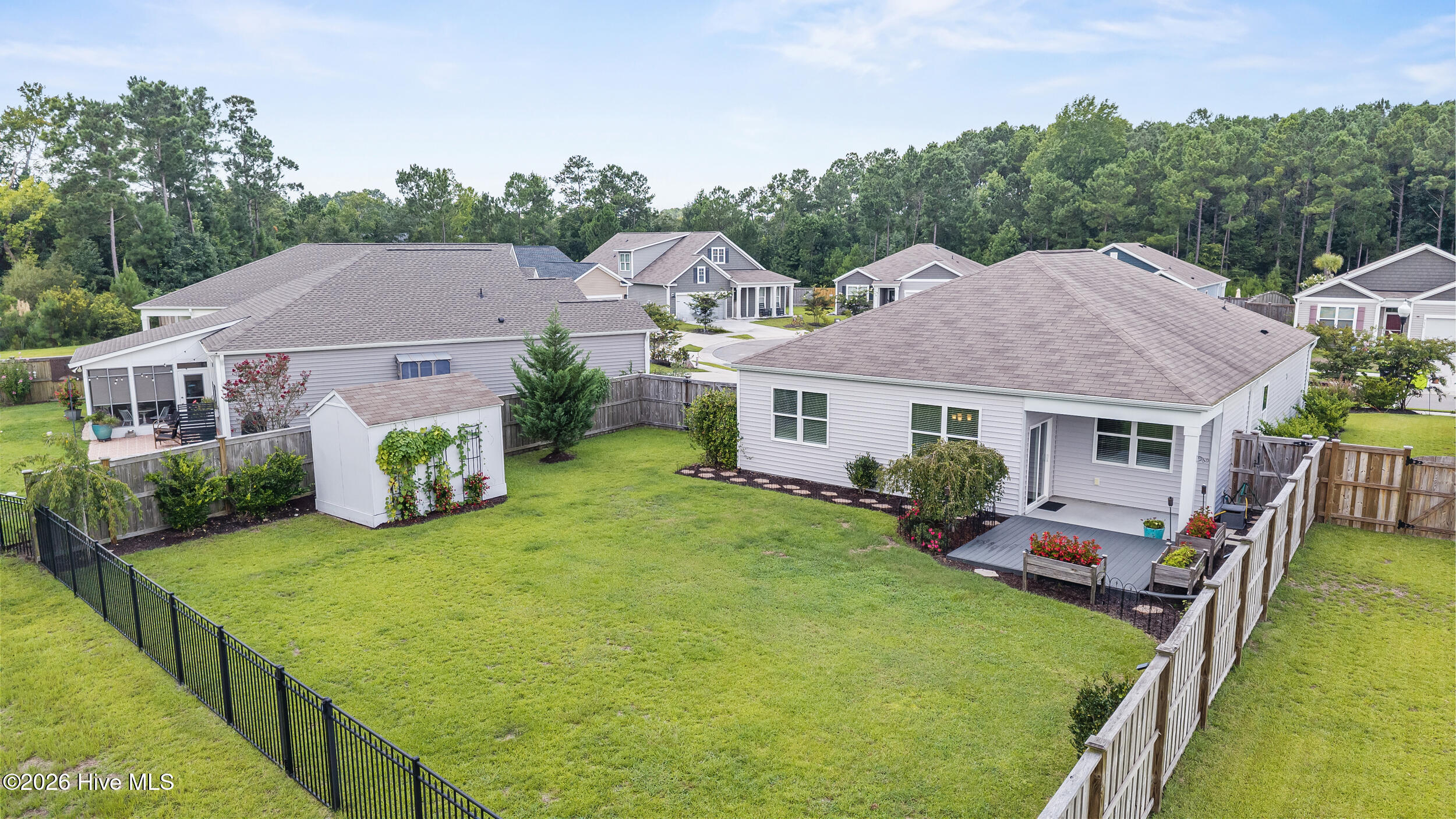 9633 Large Oak Court Property Photo 43