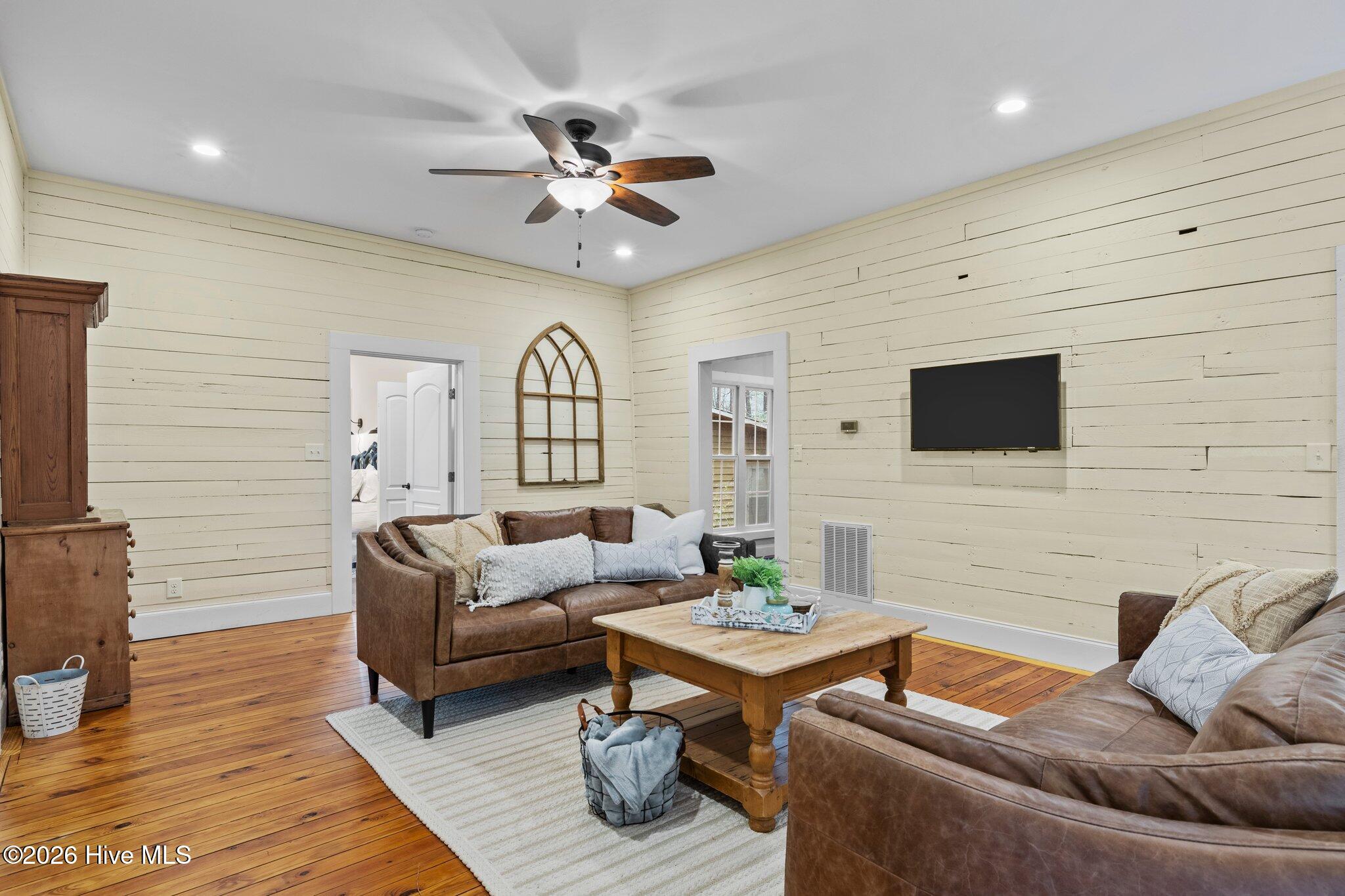 449 Brinkley Road Property Photo 15