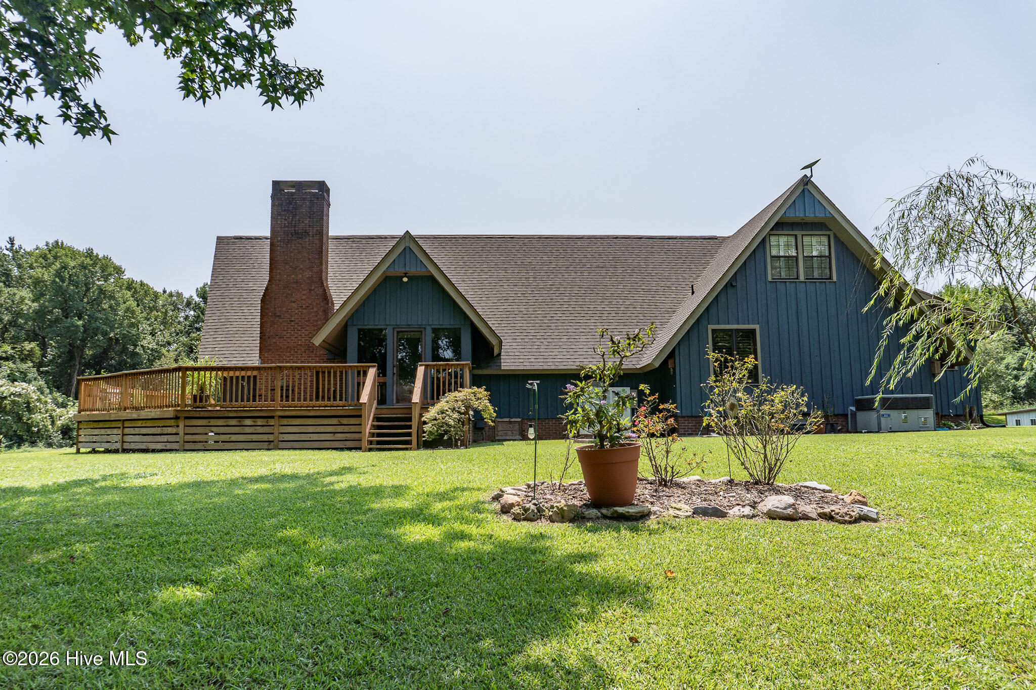 425 Blackmore Road Property Photo 4