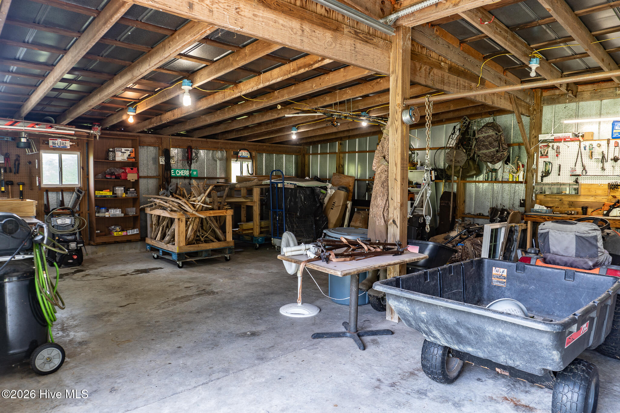 425 Blackmore Road Property Photo 25
