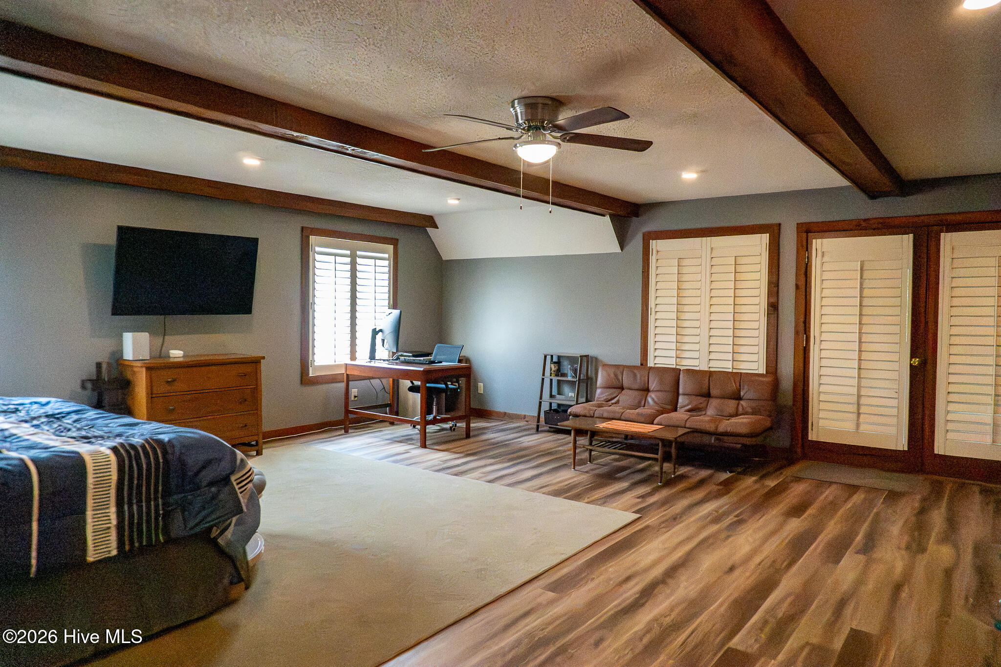 425 Blackmore Road Property Photo 32