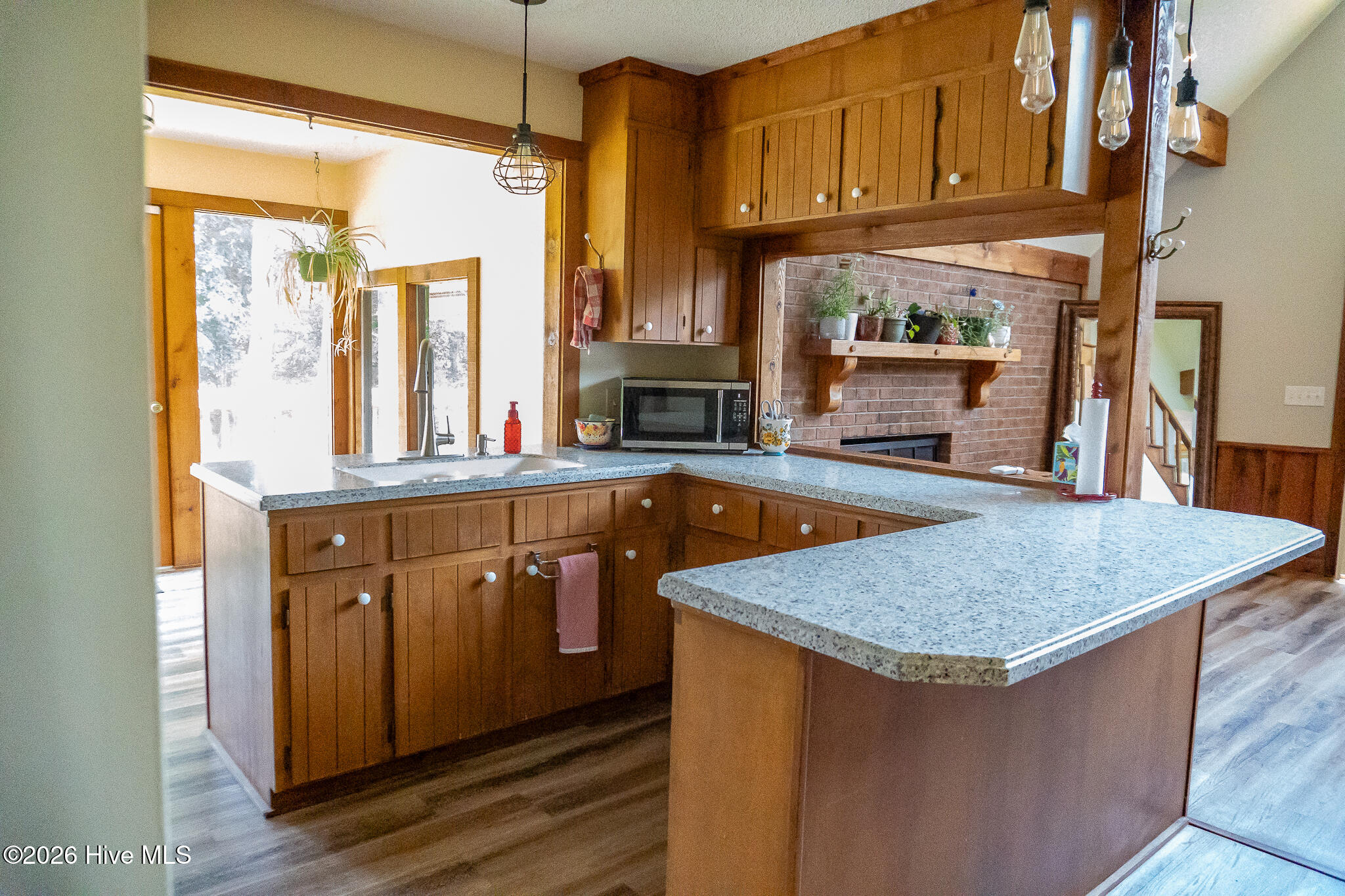 425 Blackmore Road Property Photo 41