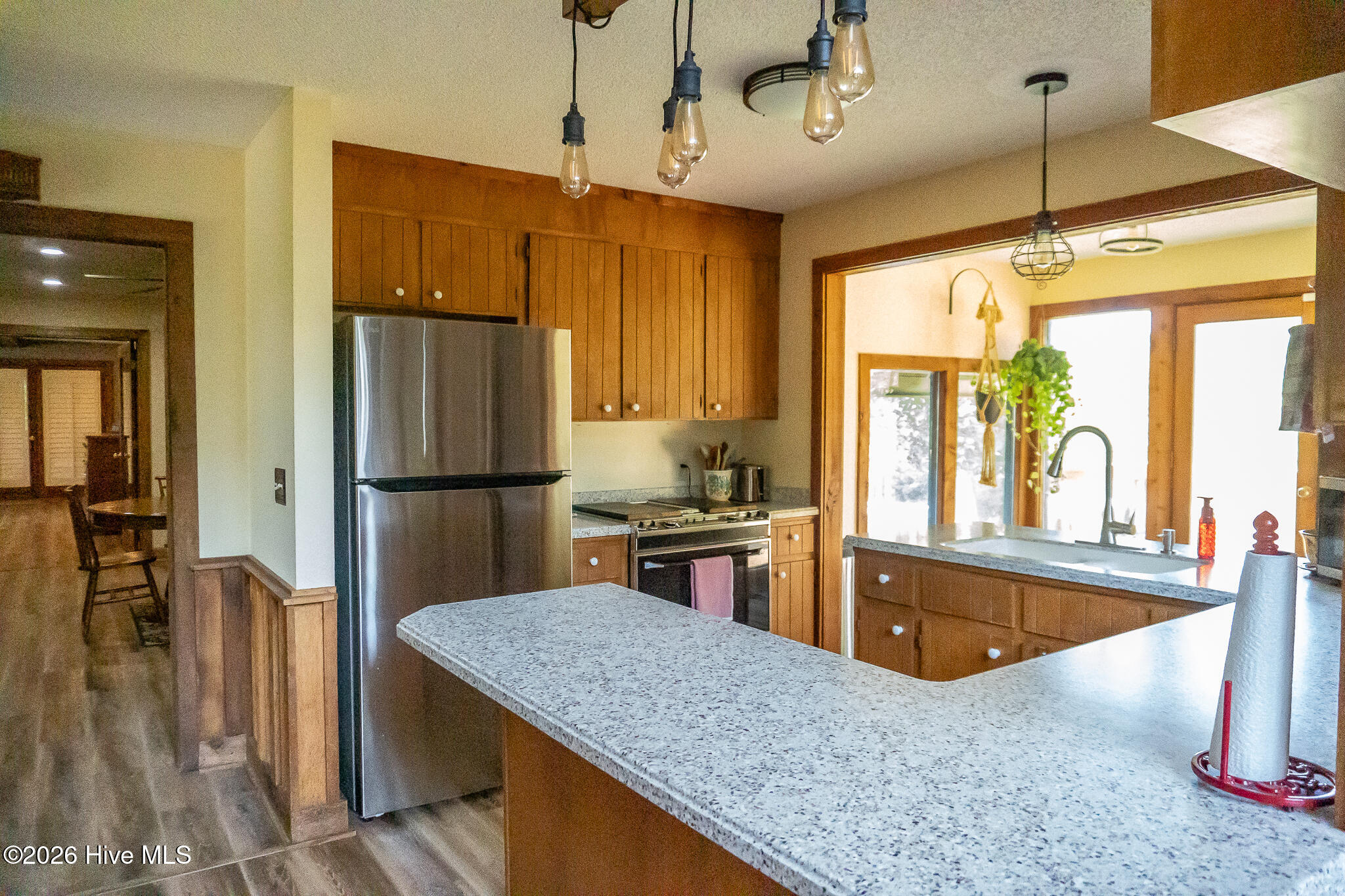 425 Blackmore Road Property Photo 42