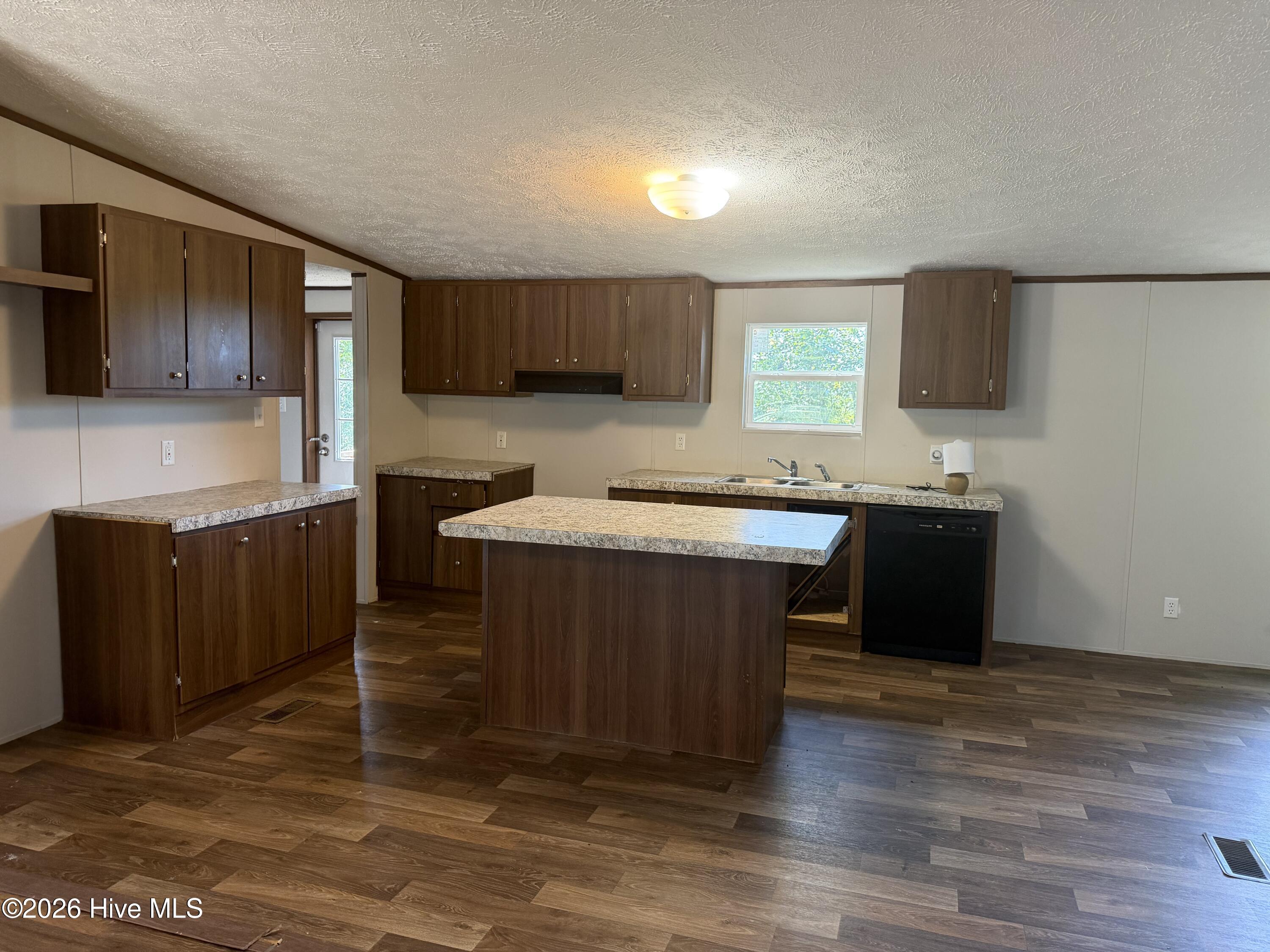 314 Factory Street Property Photo 7