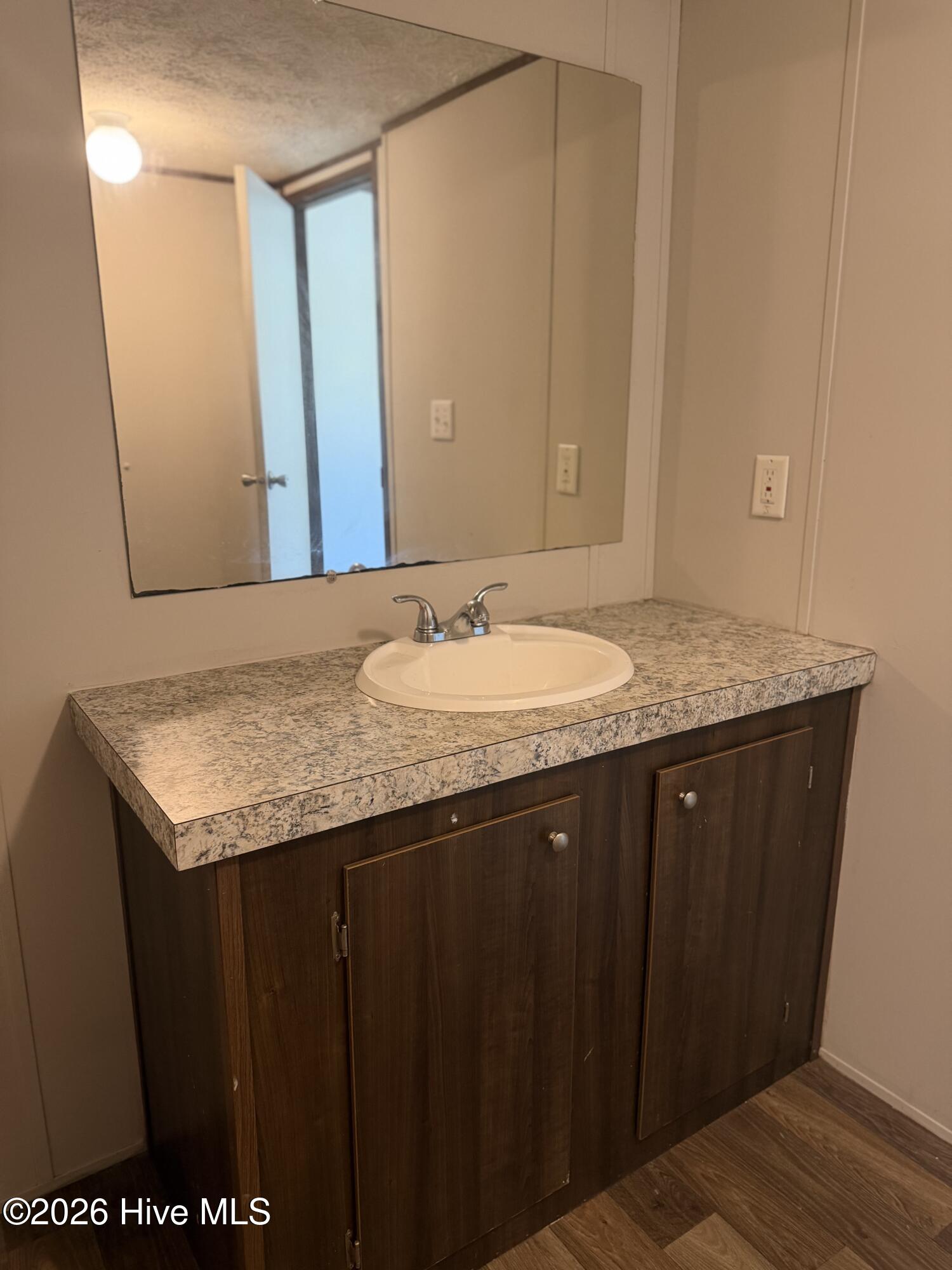 314 Factory Street Property Photo 23