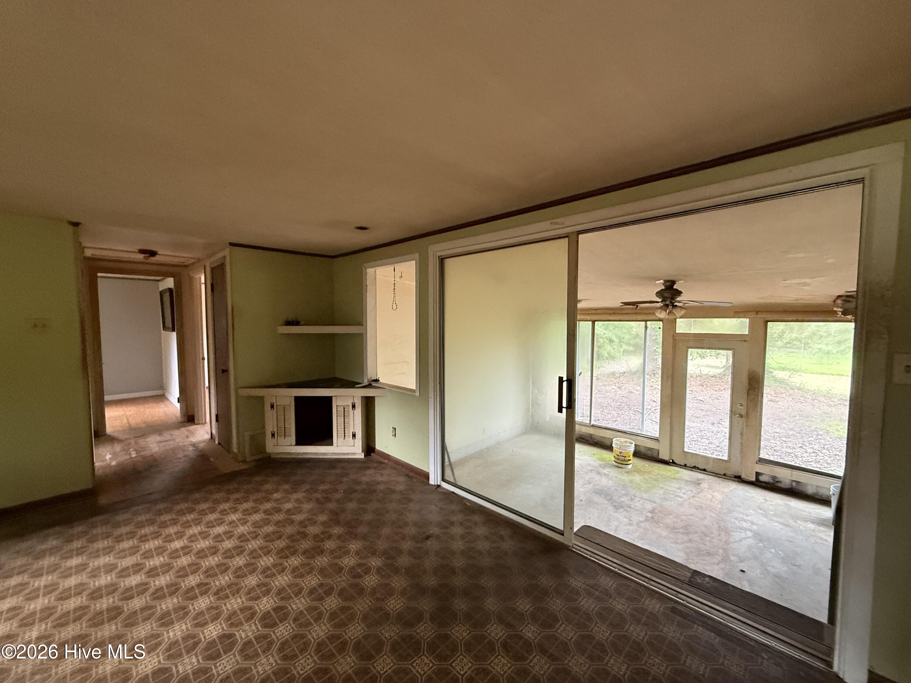 423 Dogwood Drive Property Photo 8