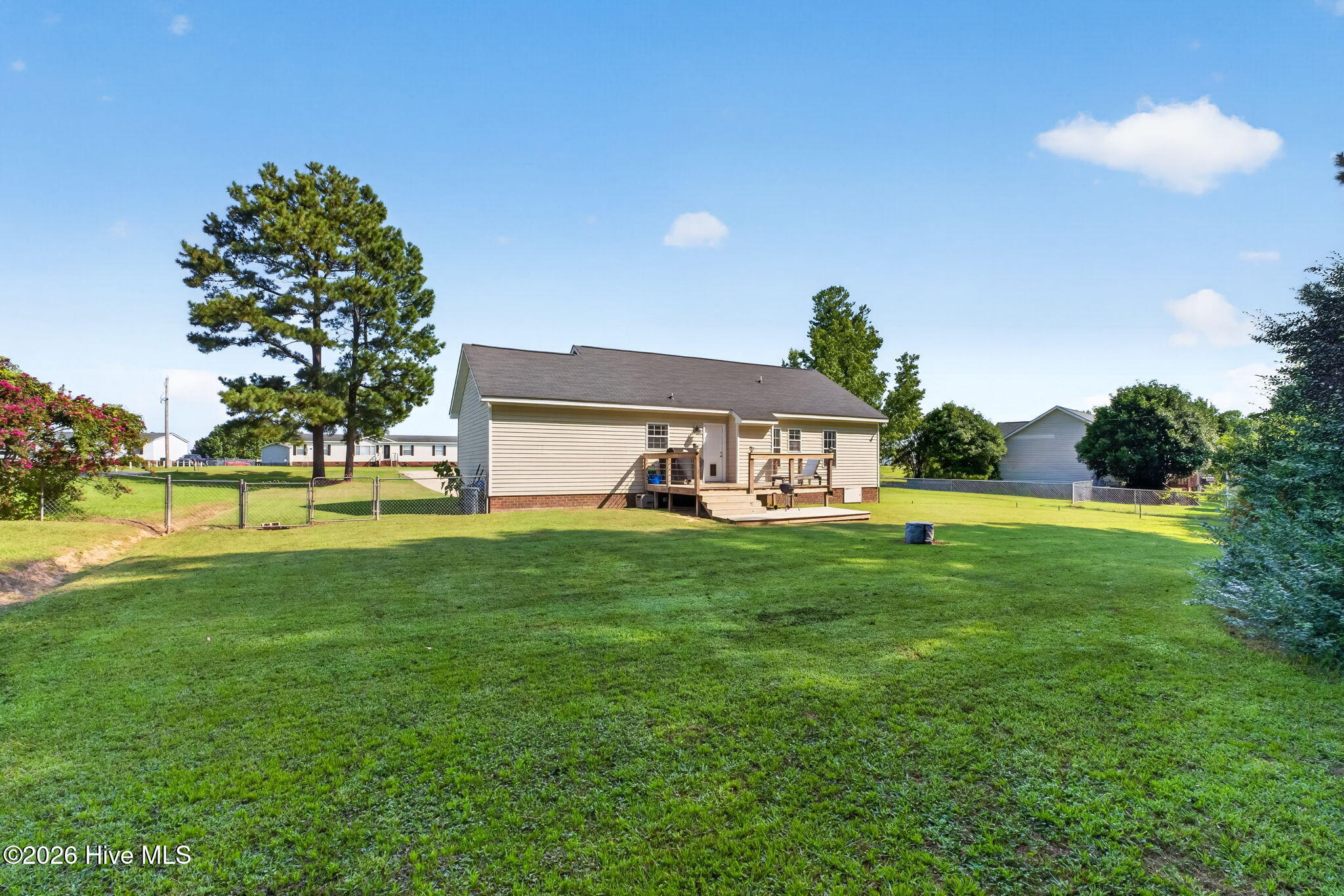 1911 Nahunta Road Property Photo 31