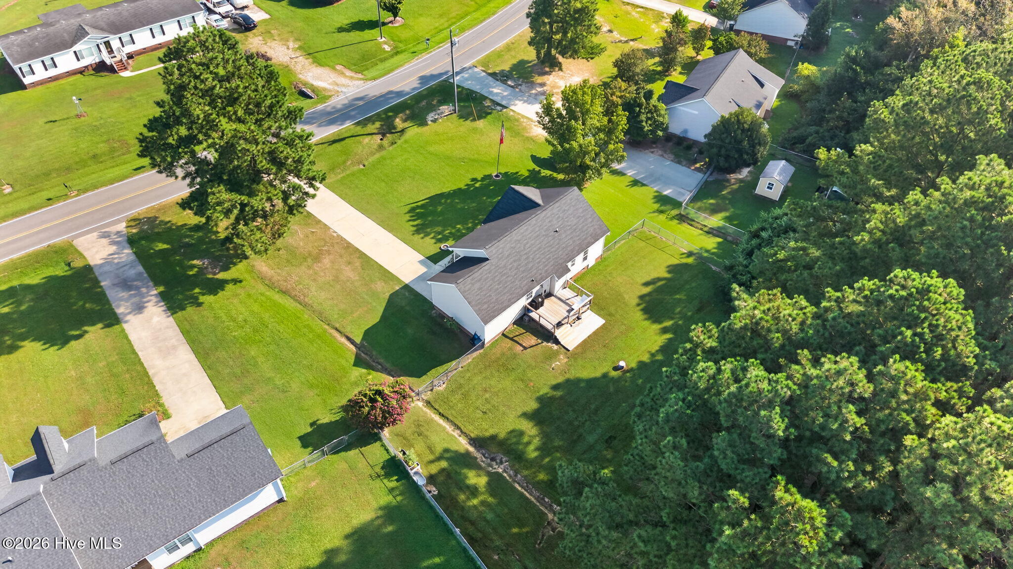 1911 Nahunta Road Property Photo 35