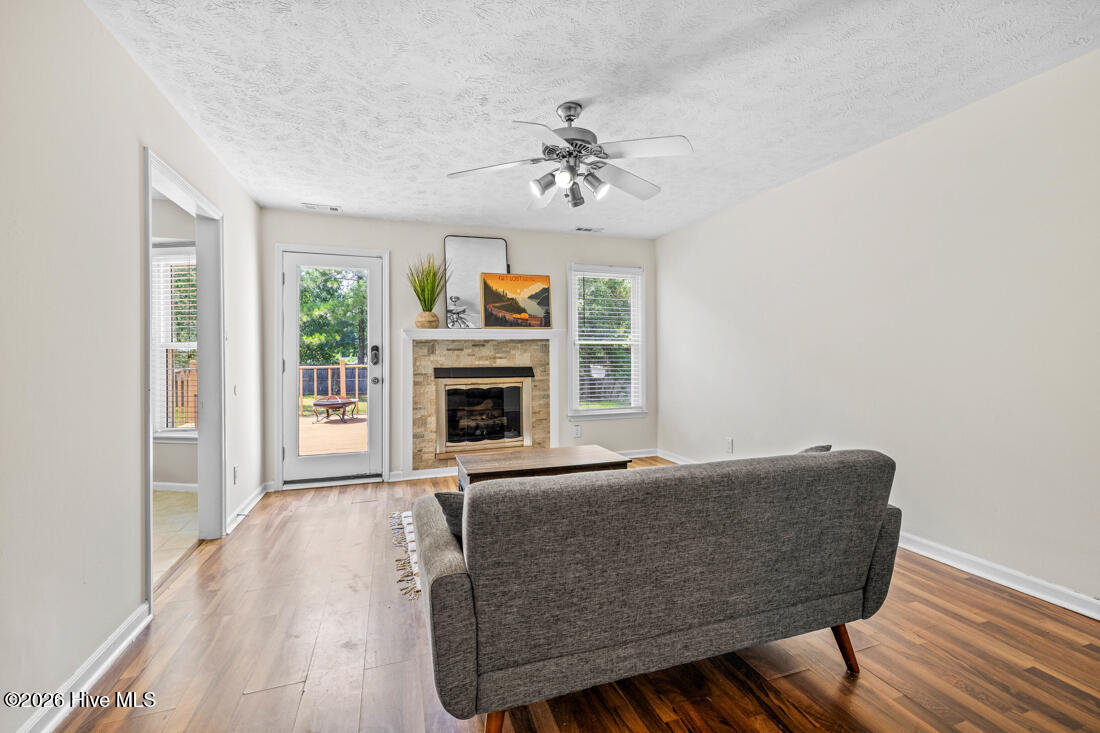 6753 Arnish Court Property Photo 4