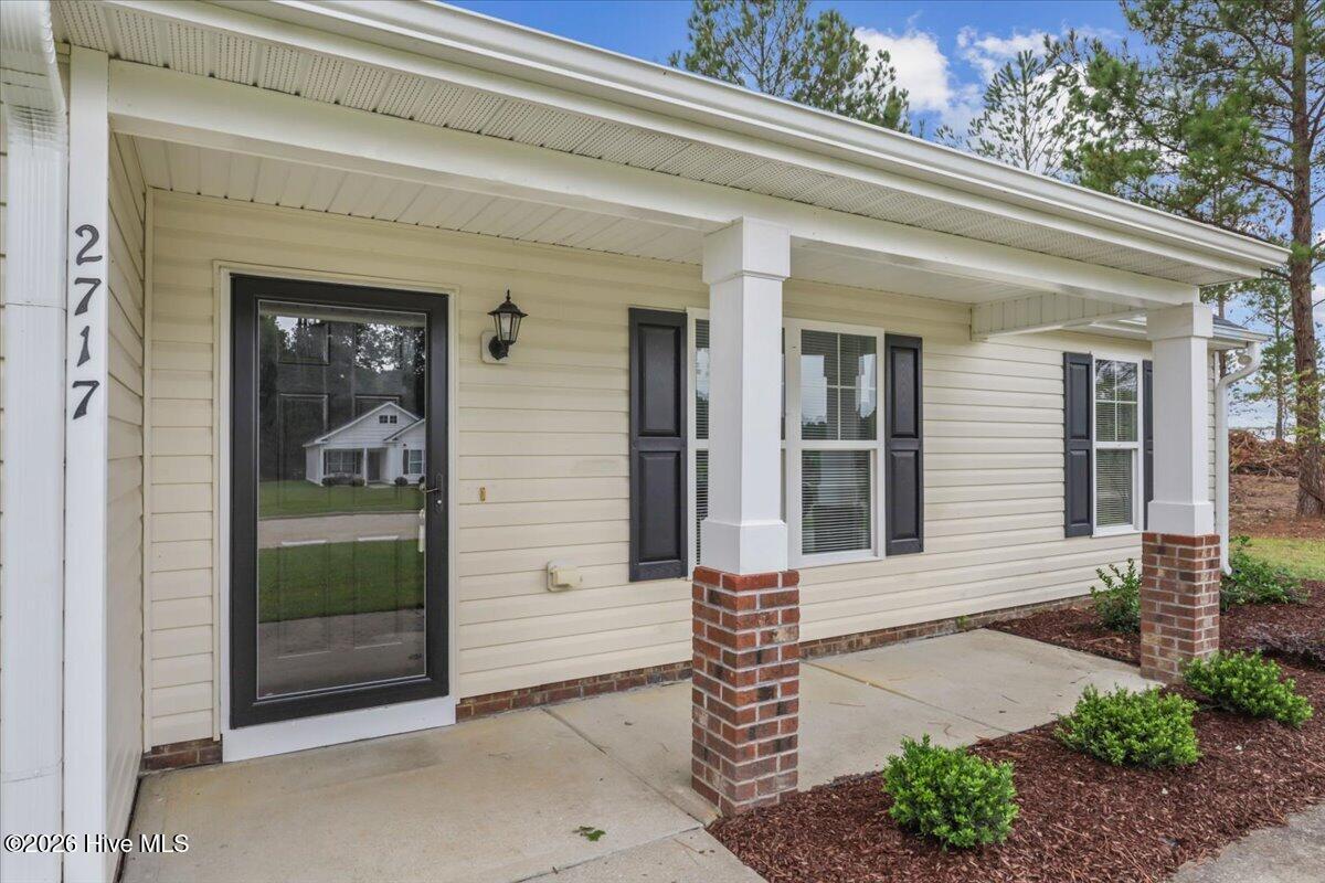 2717 Winding Ridge Drive W Property Photo 3